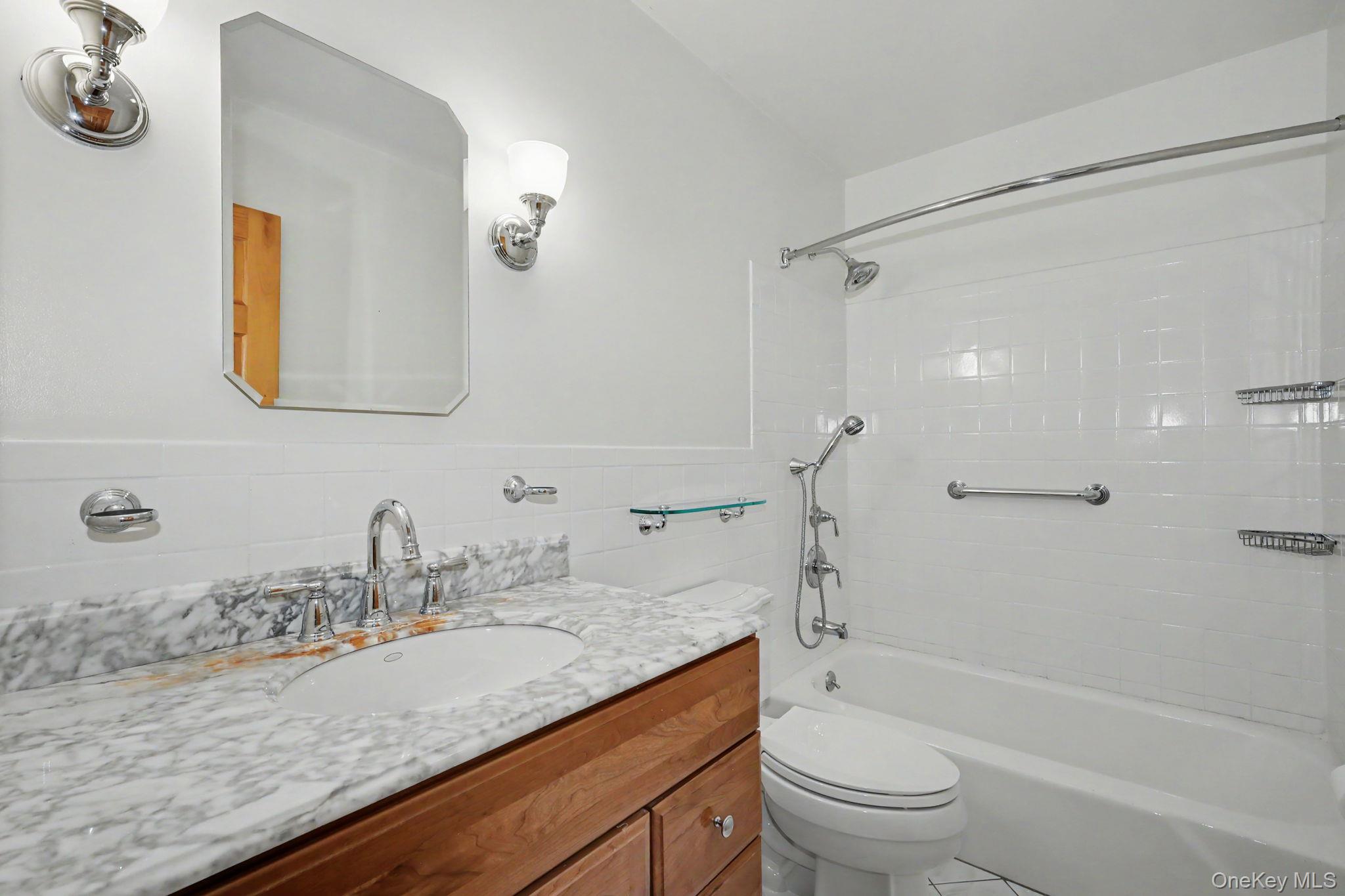 13 Scenic Drive, Unit L photo 9