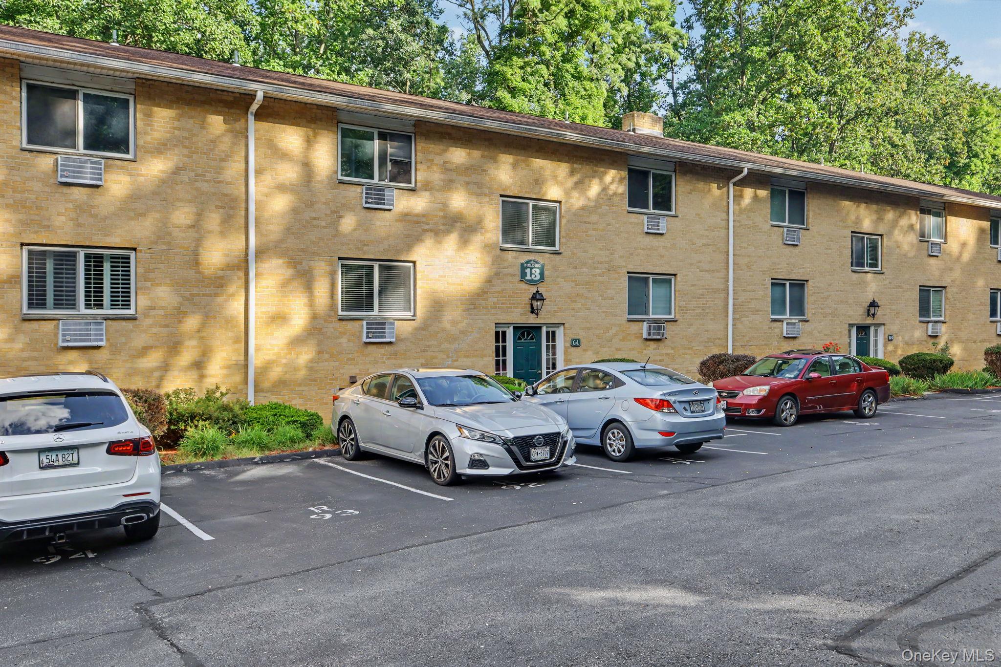 13 Scenic Drive, Unit L photo 3