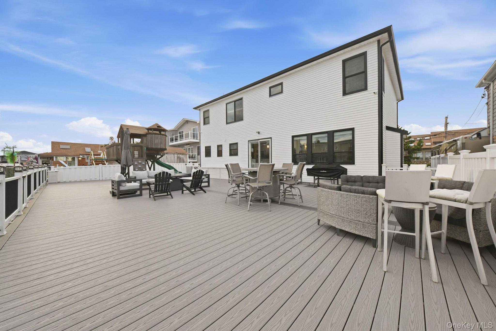 3634 Somerset Drive – For Sale photo 4