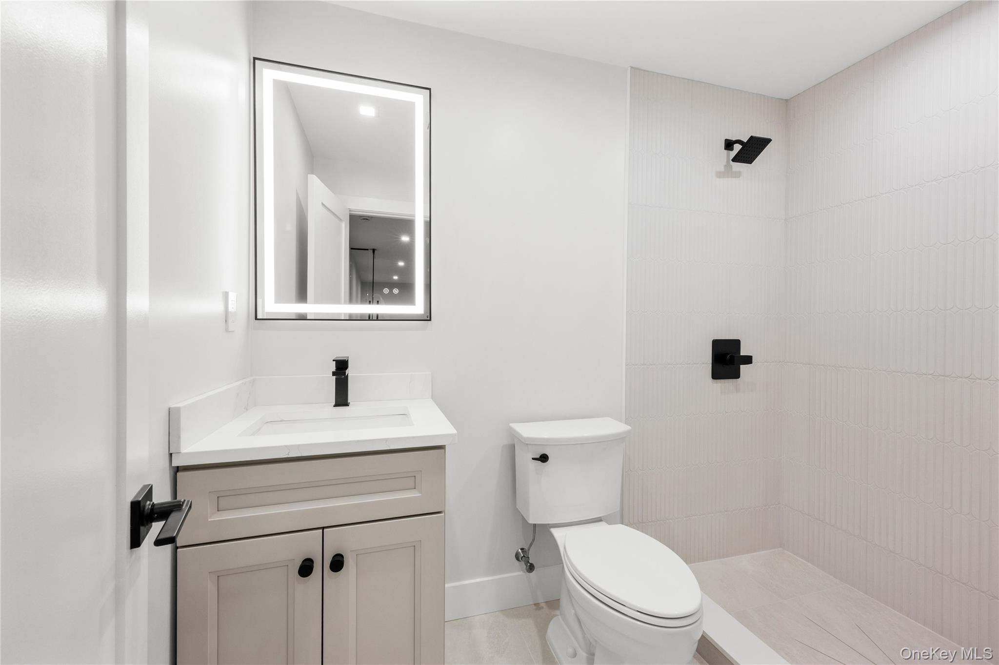 746 Blackstone Avenue – For Sale photo 41