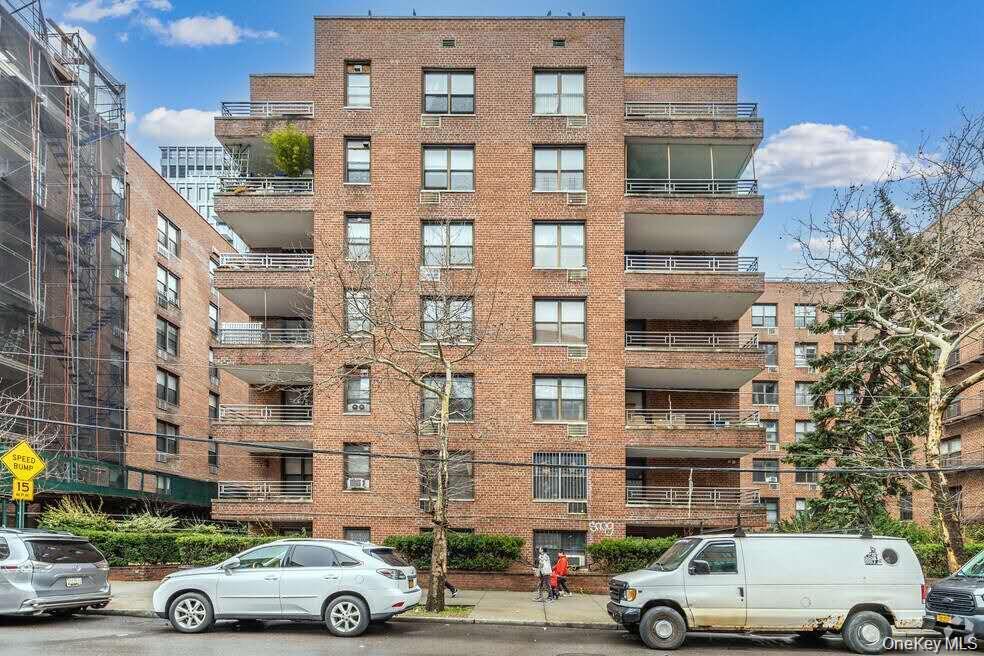 138-15 Franklin Avenue, Unit 629