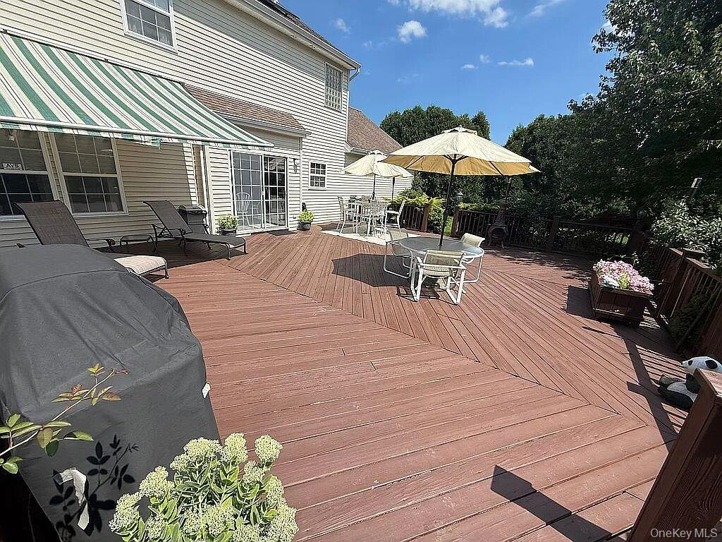 8 Ashford Lane – For Sale photo 16