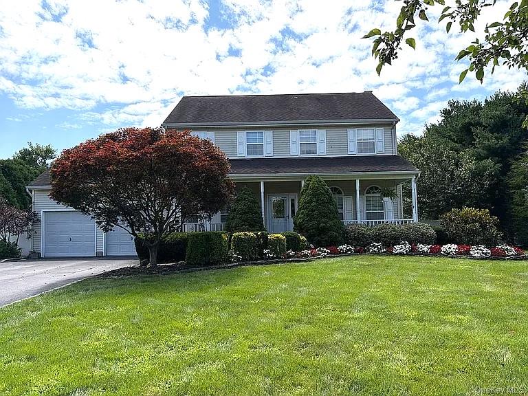 8 Ashford Lane – For Sale
