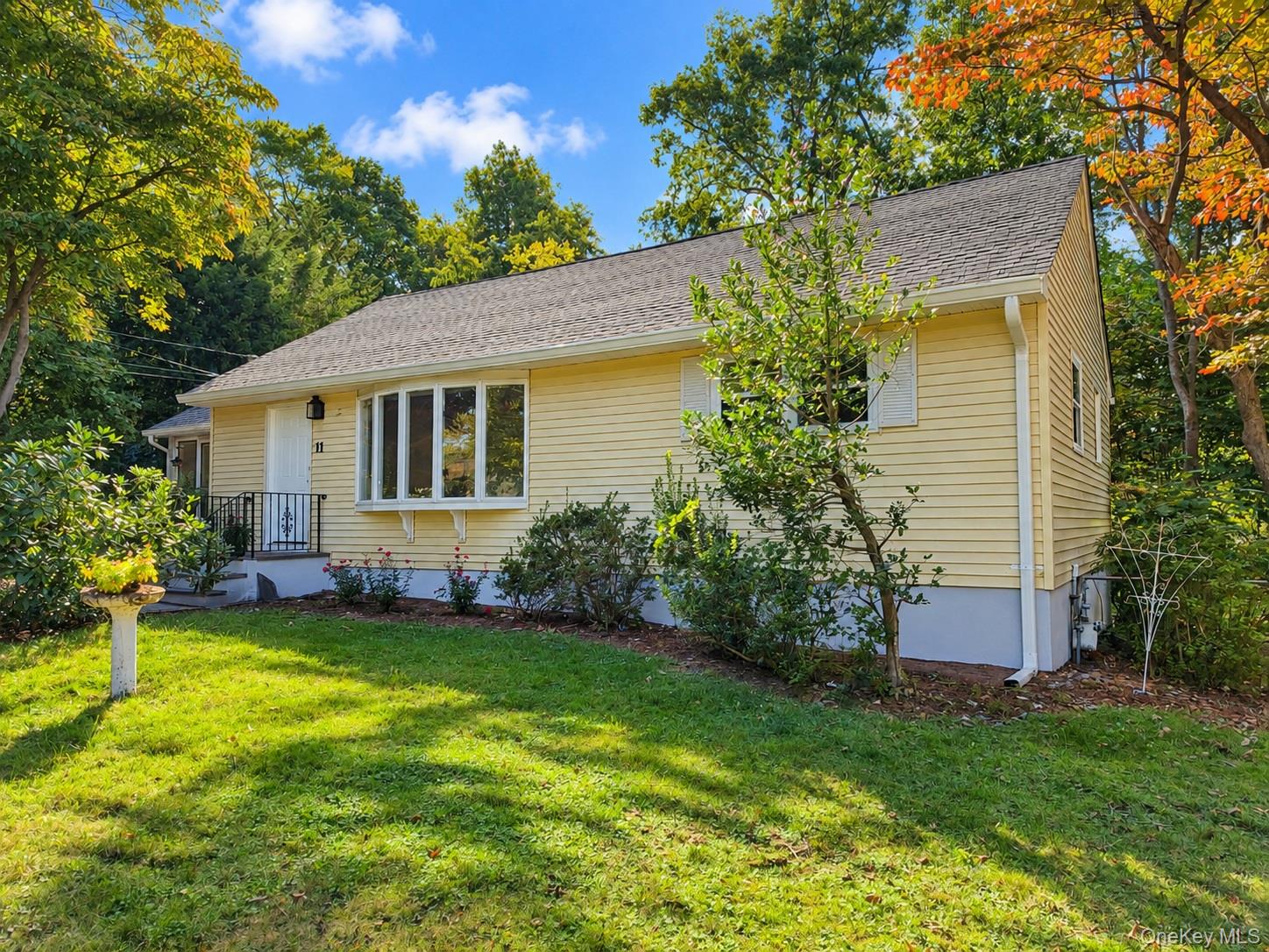 11 Clover Drive – For Sale photo 2