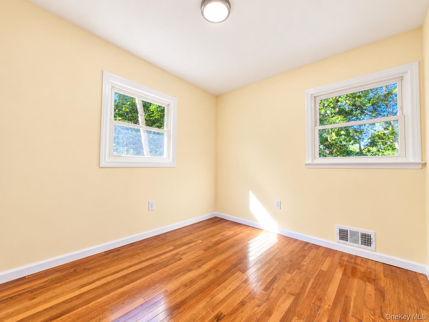 11 Clover Drive – For Sale photo 13