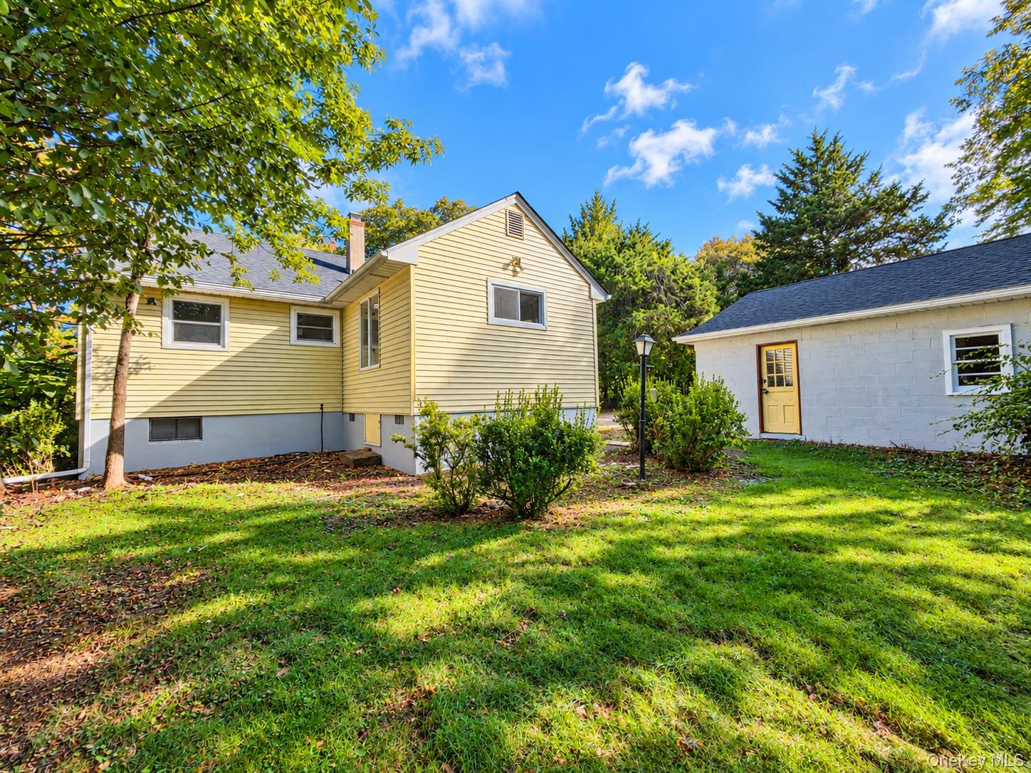 11 Clover Drive – For Sale photo 3