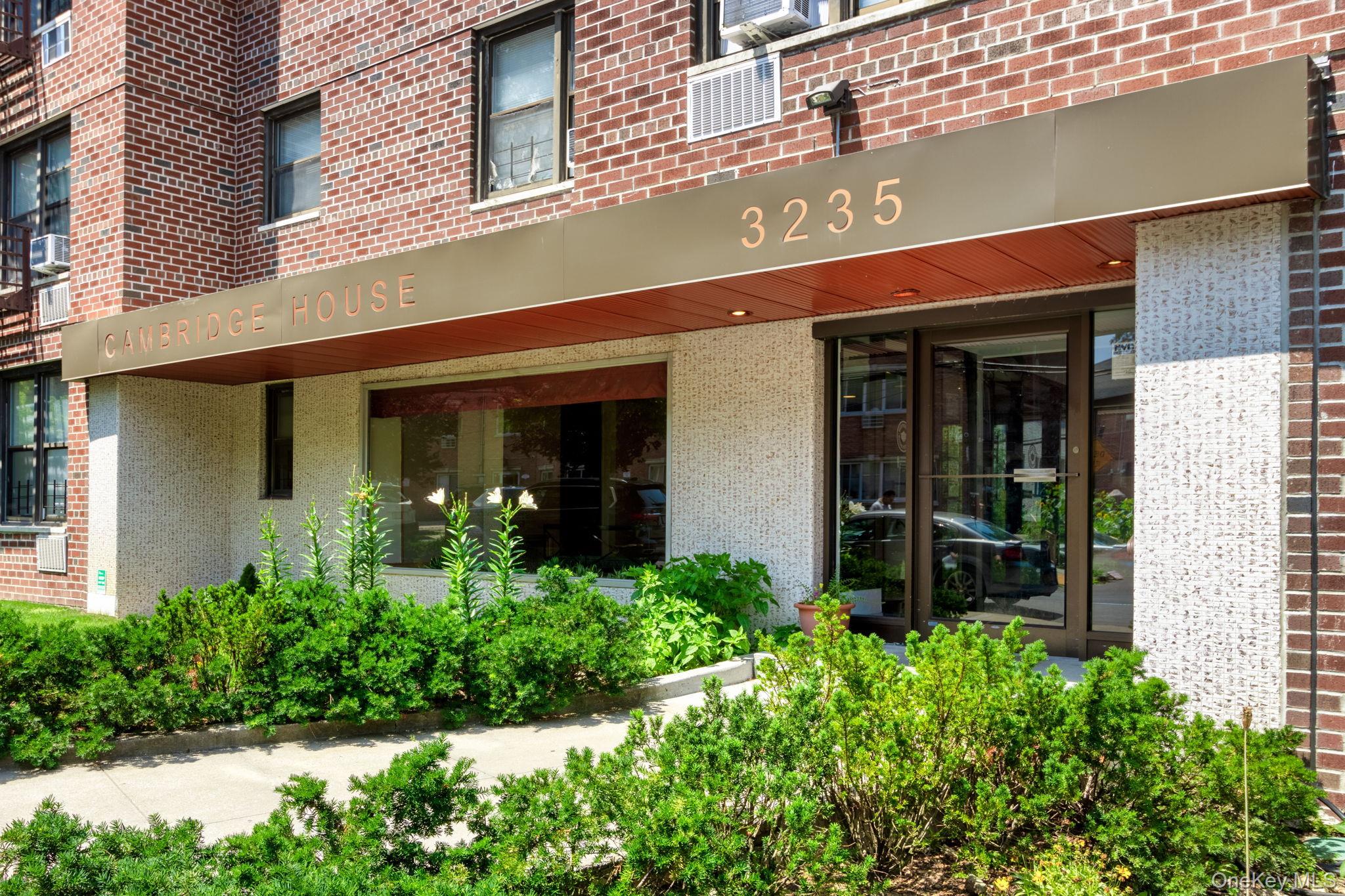 3235 Cambridge Avenue, Unit 5F photo 27