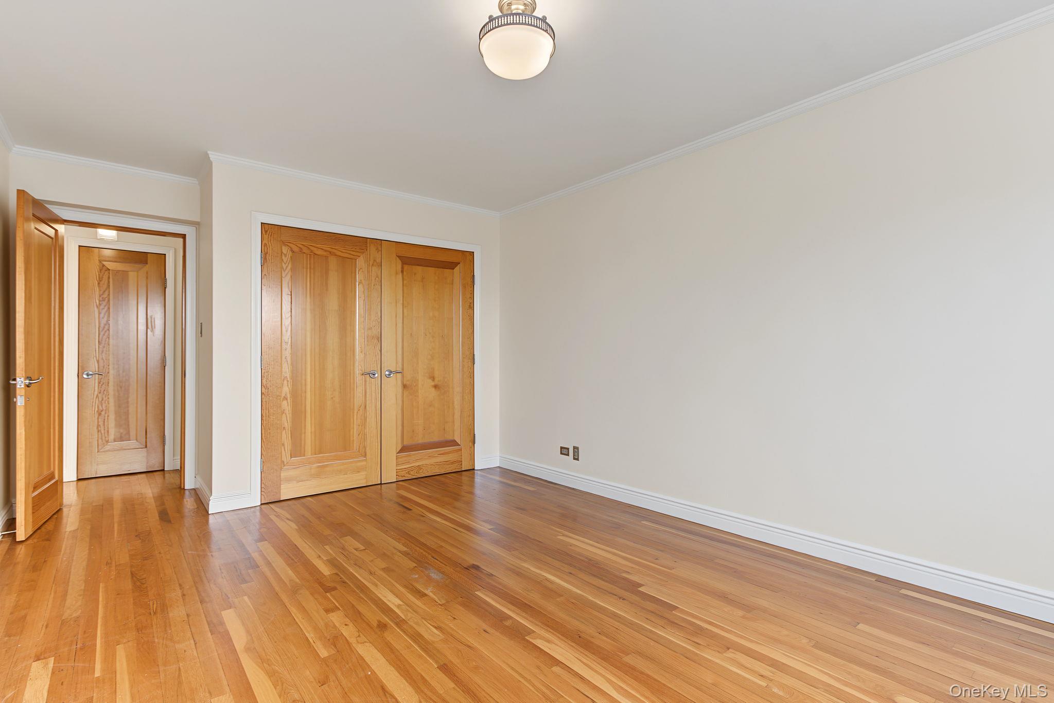 3235 Cambridge Avenue, Unit 5F photo 20