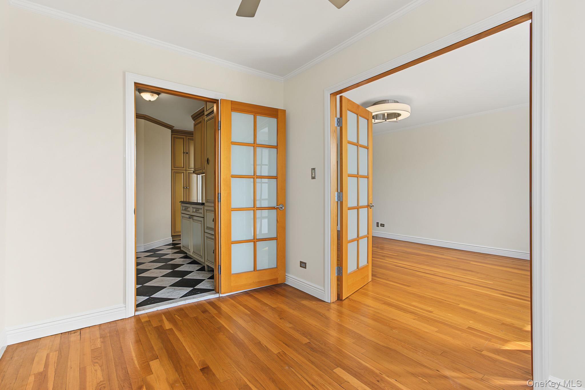 3235 Cambridge Avenue, Unit 5F photo 11