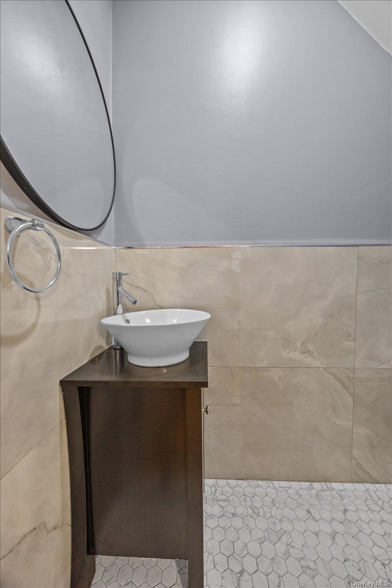 1515 E 55th Street – For Sale photo 6