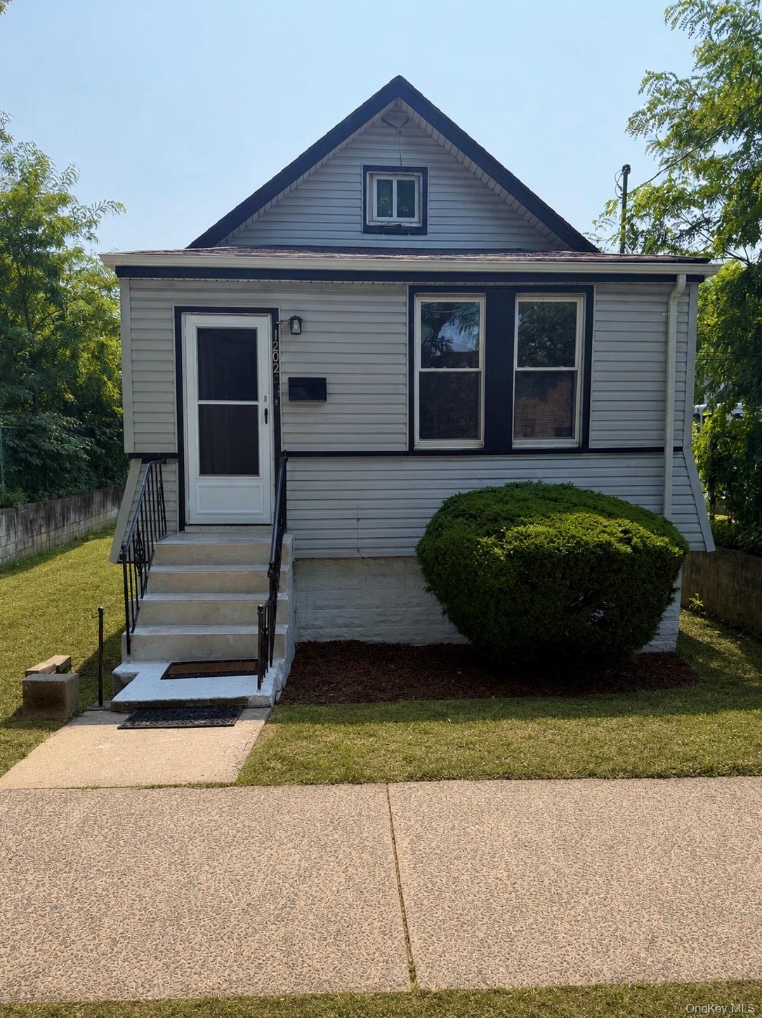 12022 Marsden Street – For Rent
