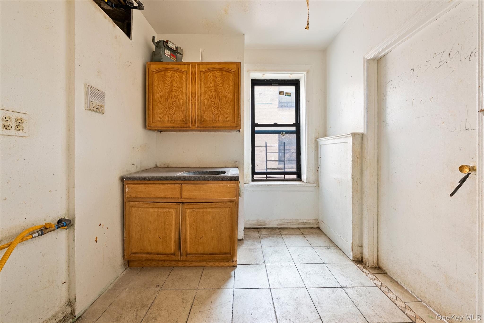 1715 Nelson Avenue, Unit 4H photo 6