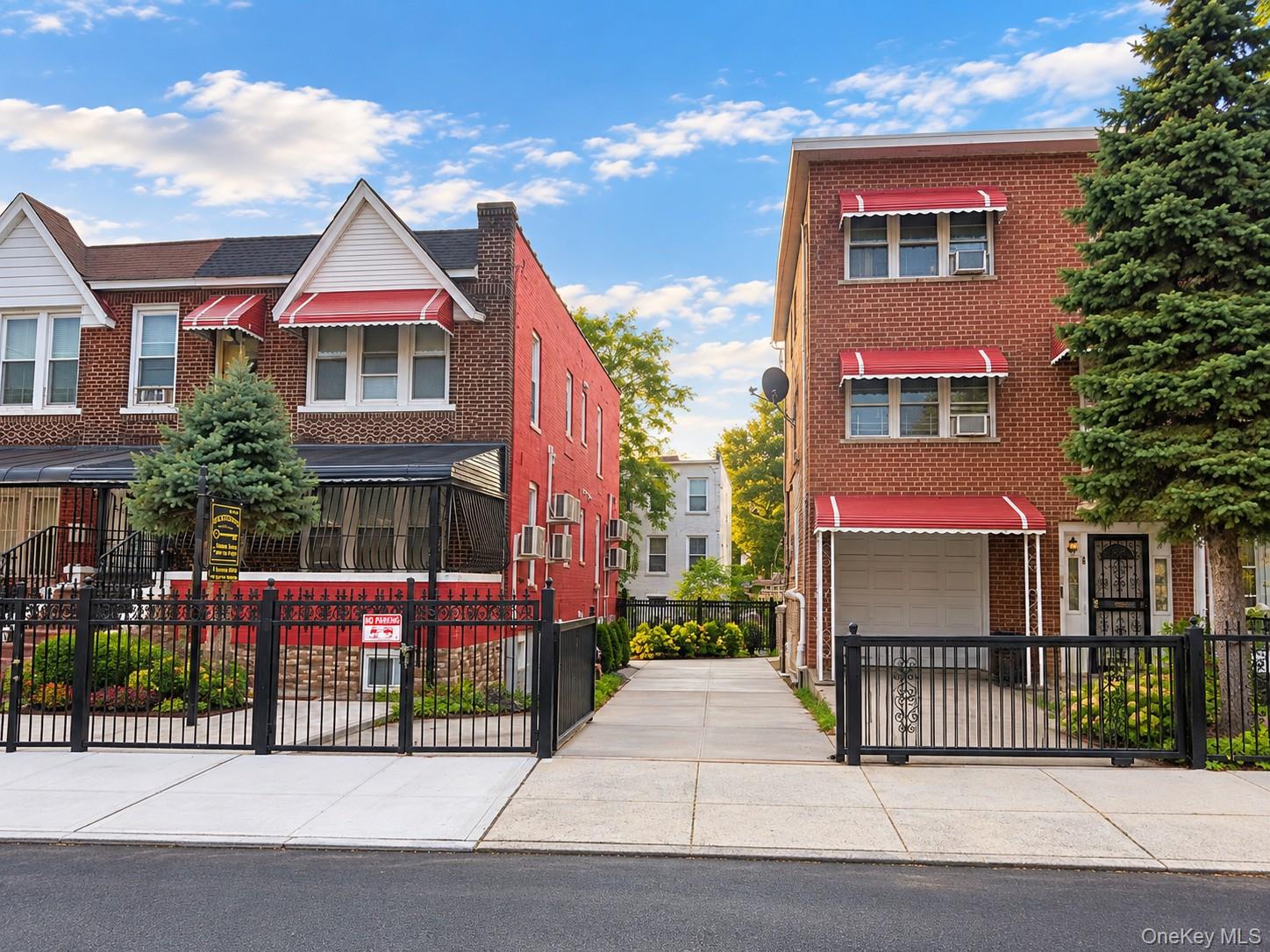 653 Saint Lawrence Avenue – For Sale photo 5