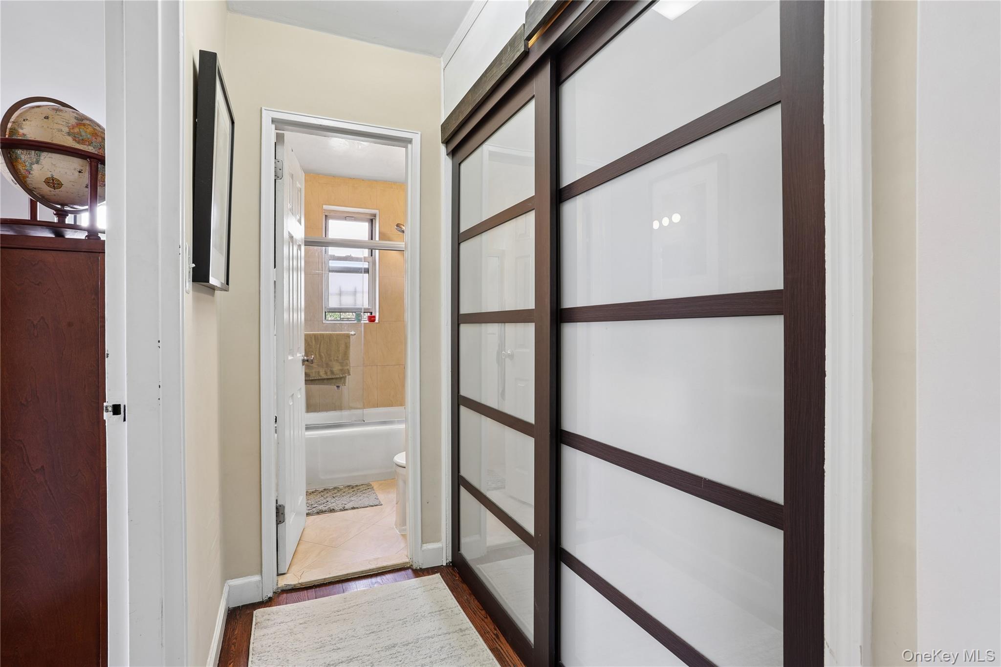 65-45 Yellowstone Boulevard, Unit 6G photo 7