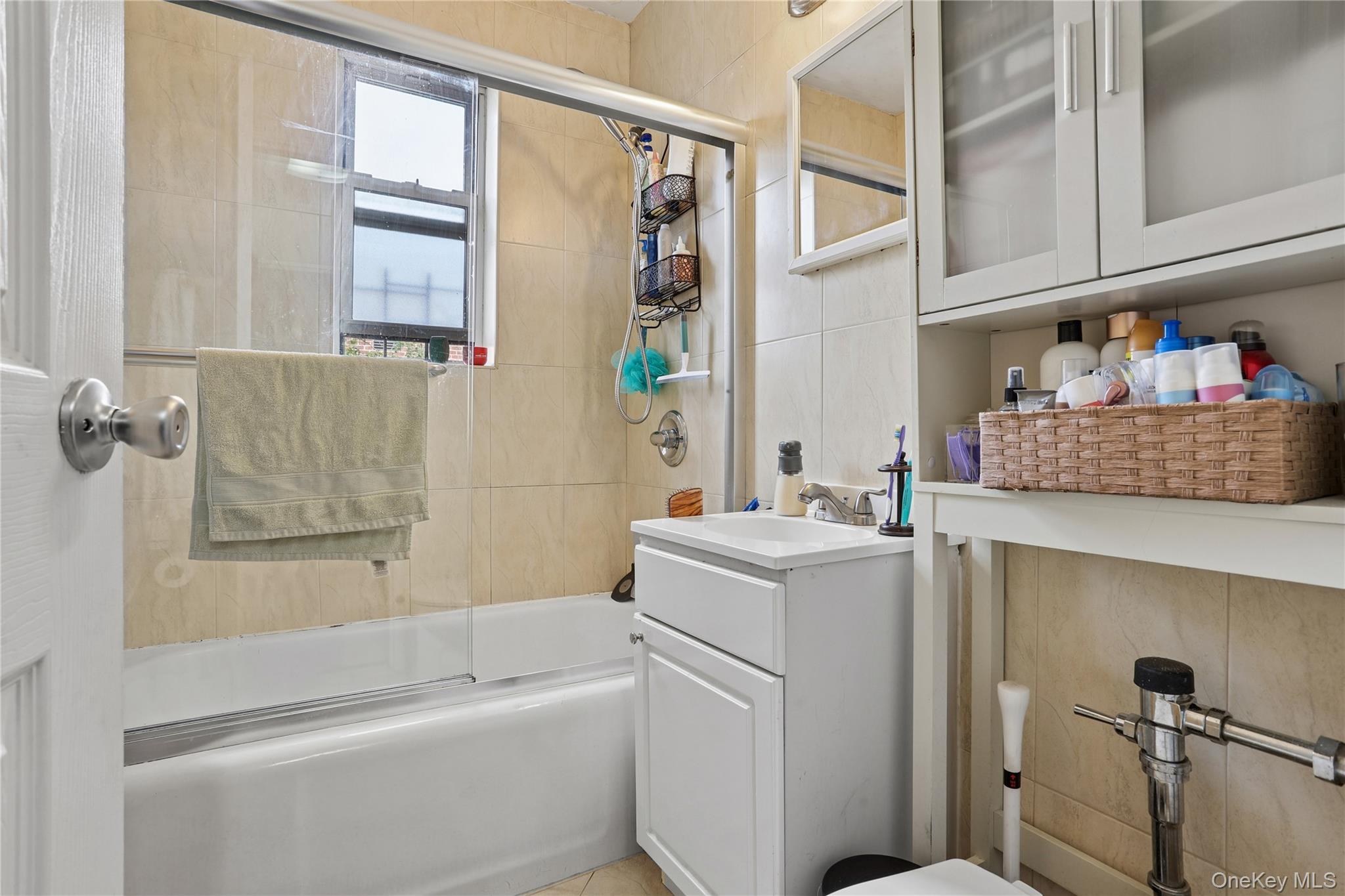 65-45 Yellowstone Boulevard, Unit 6G photo 11