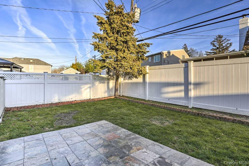 1648 Paula Lane, Unit 1 photo 17