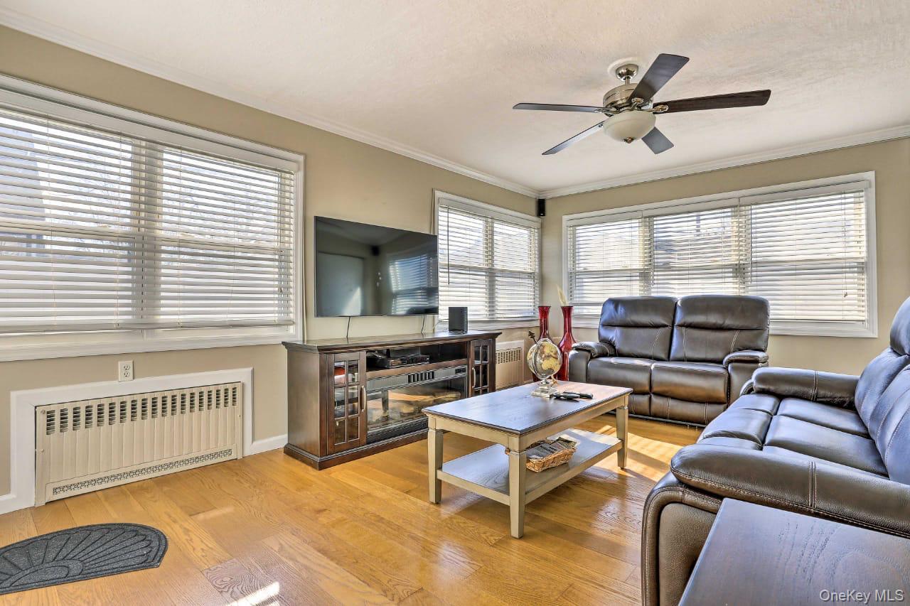1648 Paula Lane, Unit 1 photo 10