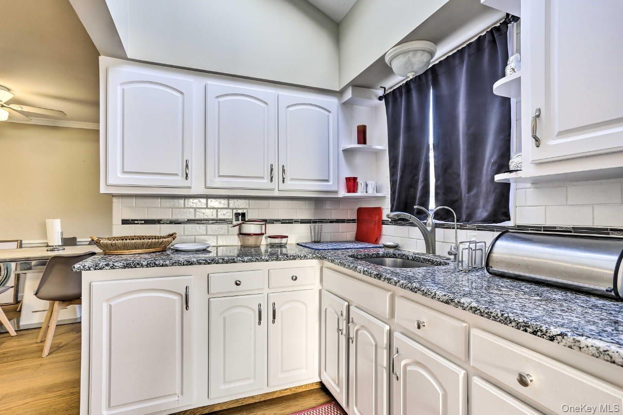 1648 Paula Lane, Unit 1 photo 6
