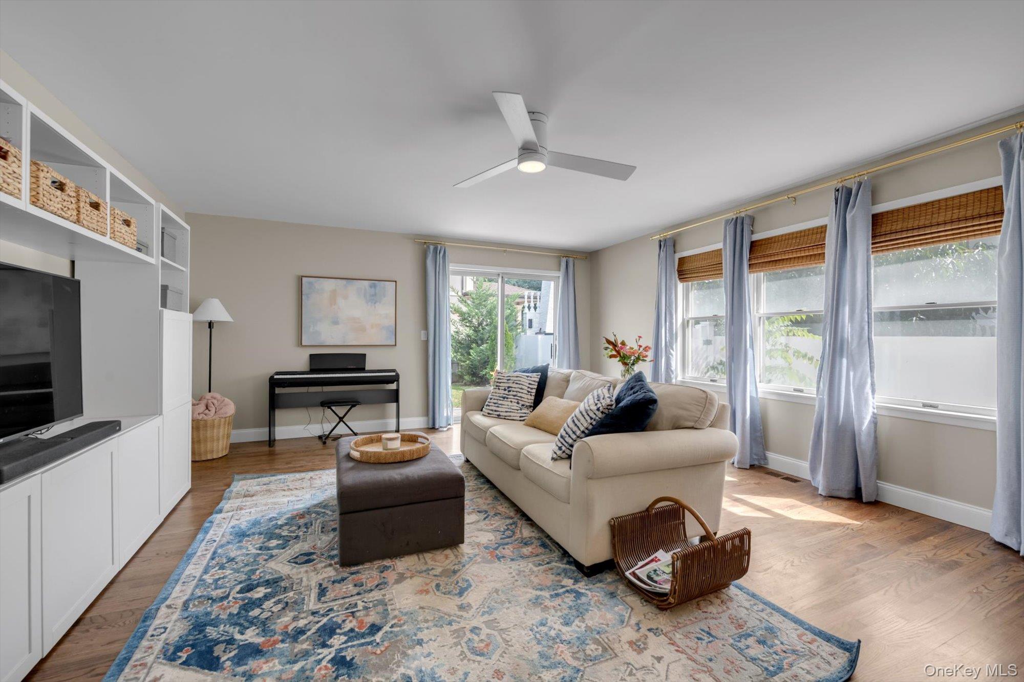 2084 Manfield Avenue – For Sale photo 12