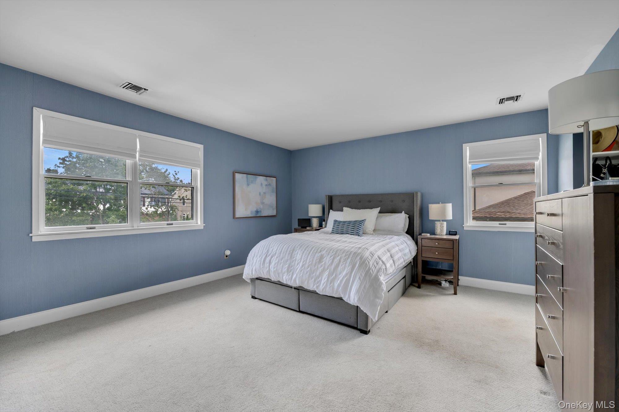 2084 Manfield Avenue – For Sale photo 17