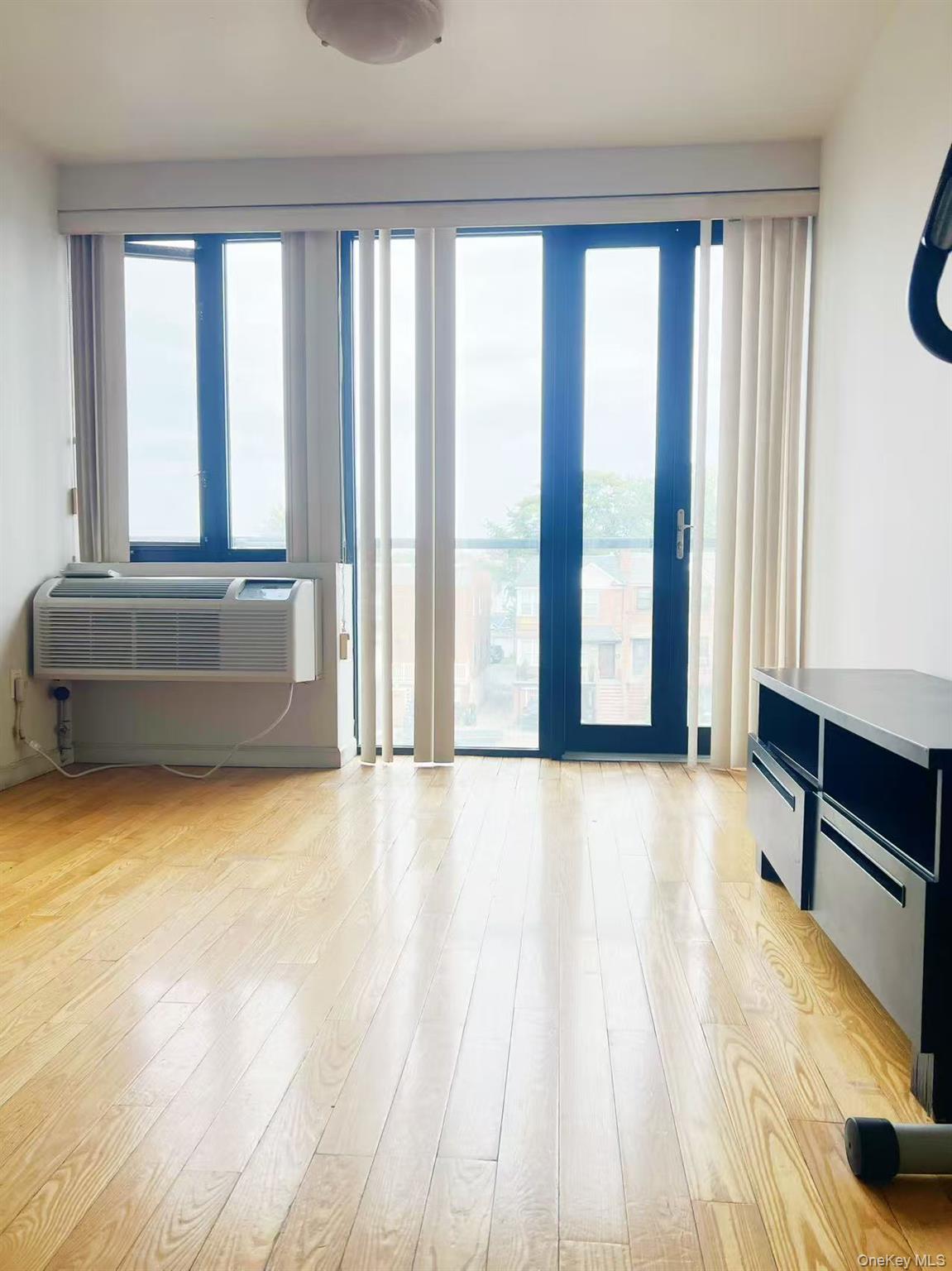 60-70 Woodhaven Boulevard, Unit 3D photo 13