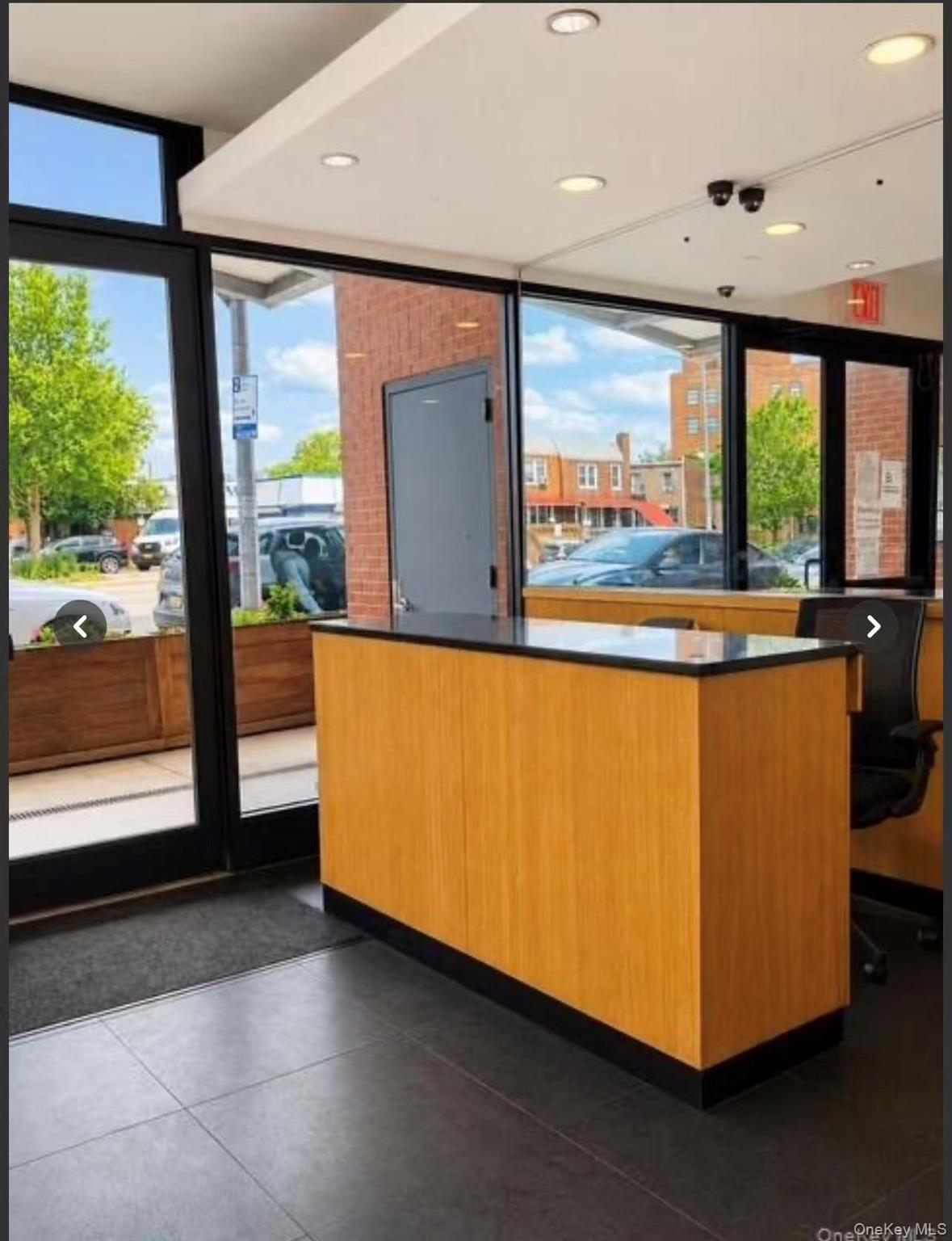 60-70 Woodhaven Boulevard, Unit 3D photo 3