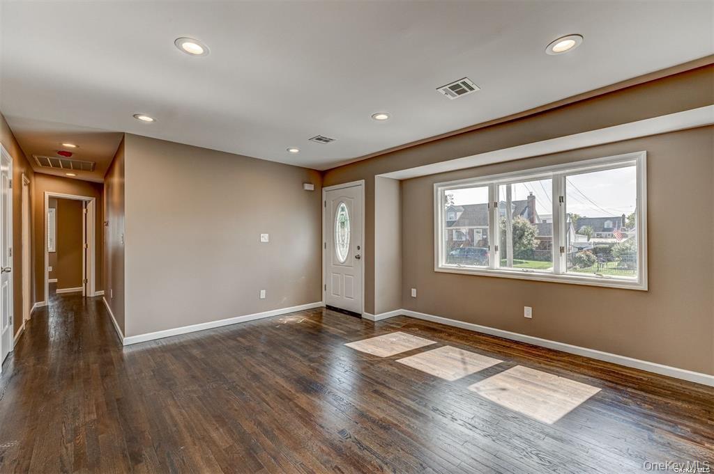 218 E Alhambra Avenue – For Sale photo 10