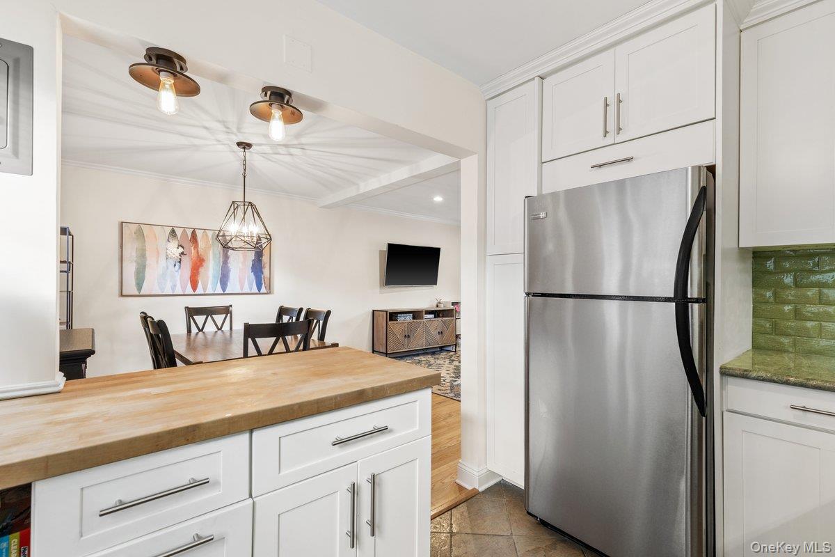 2 Peck Avenue, Unit 22B photo 7