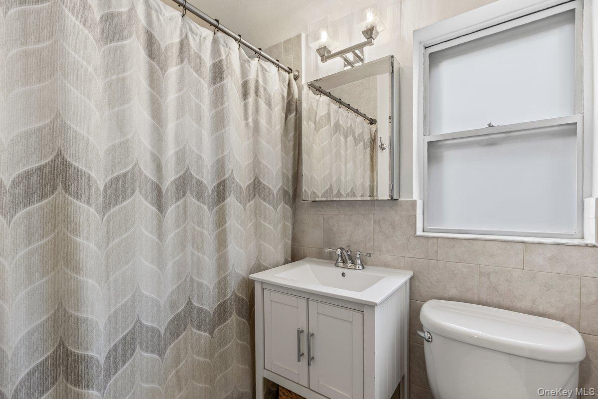 2 Peck Avenue, Unit 22B photo 10