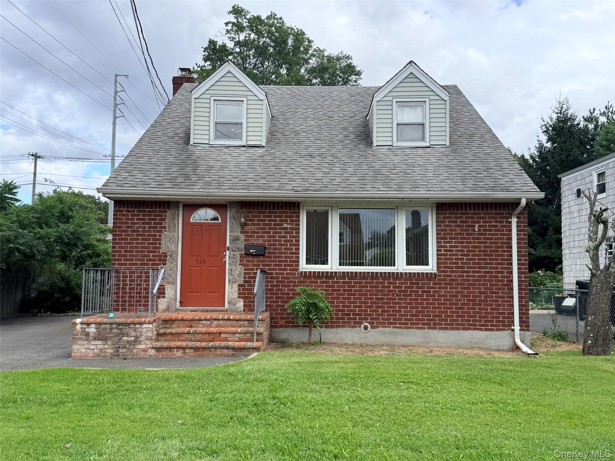 220 Manhattan Avenue, Unit 1