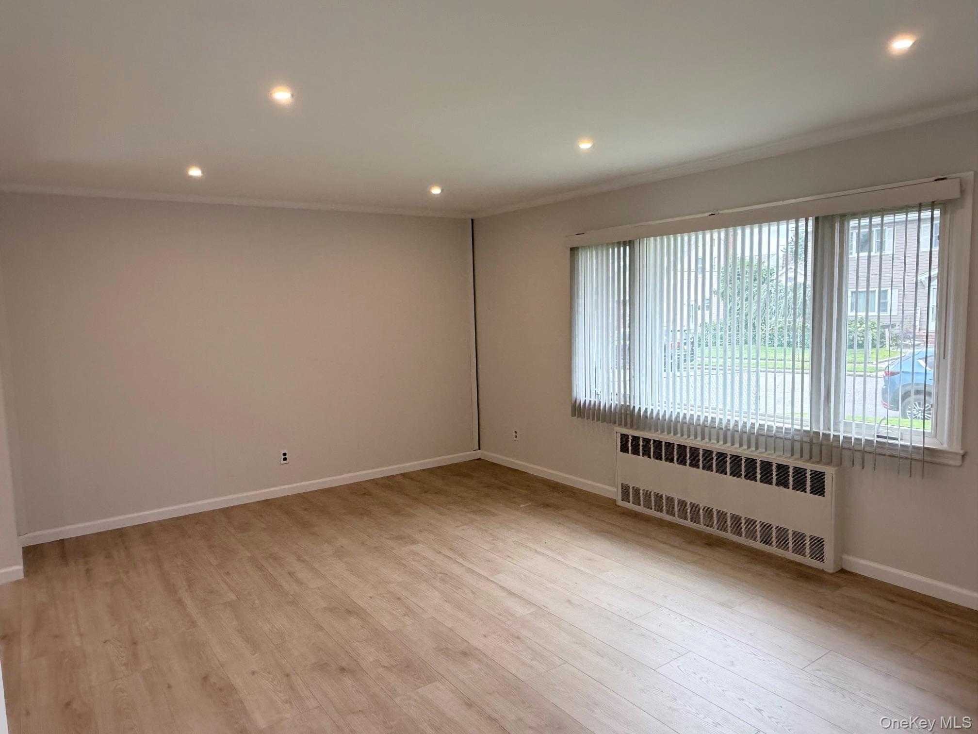 220 Manhattan Avenue, Unit 1 photo 4