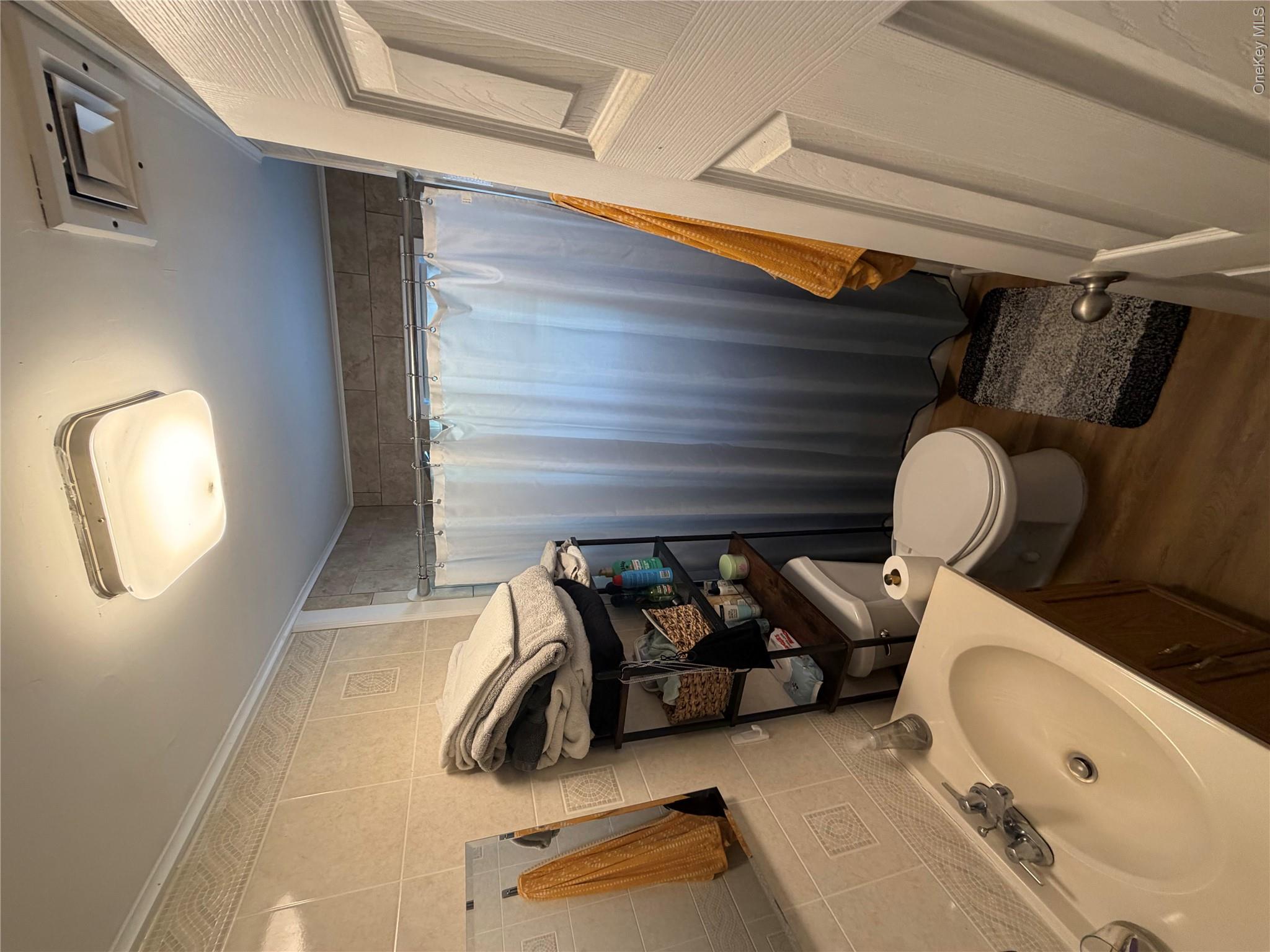 40 Tyler Avenue, Unit 4 photo 6