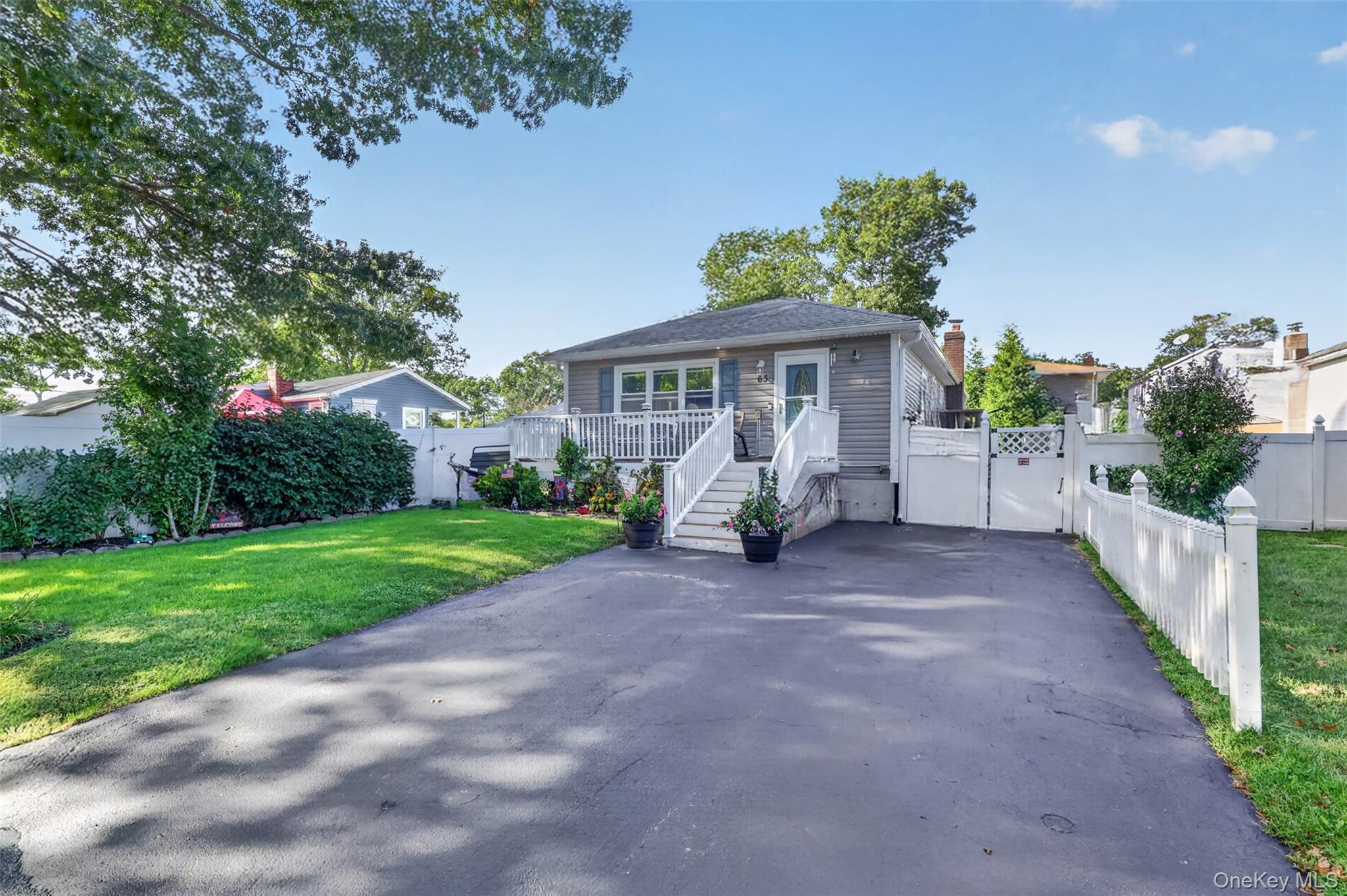 63 4th Street – For Sale photo 4