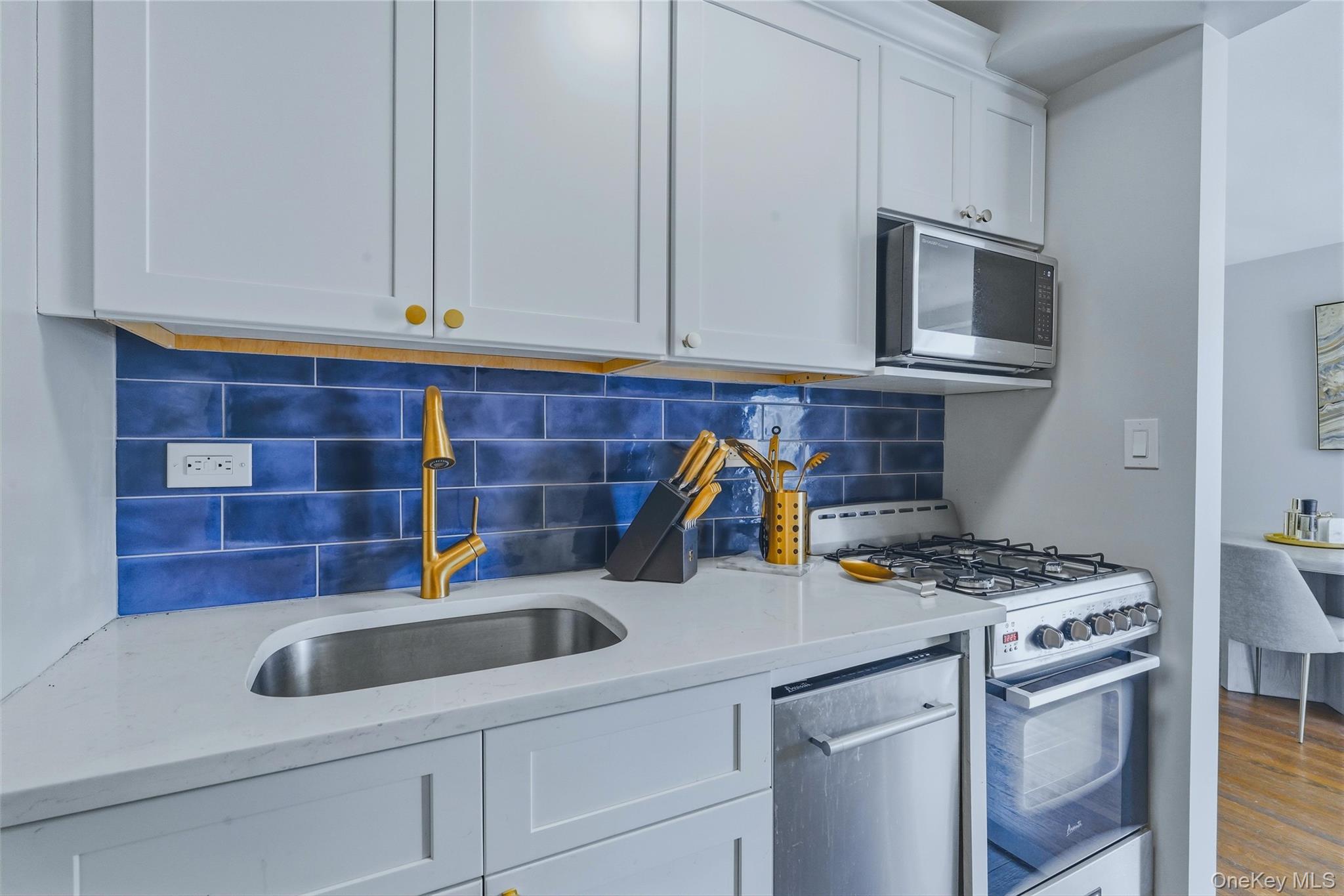3475 Greystone Avenue, Unit 7F photo 17