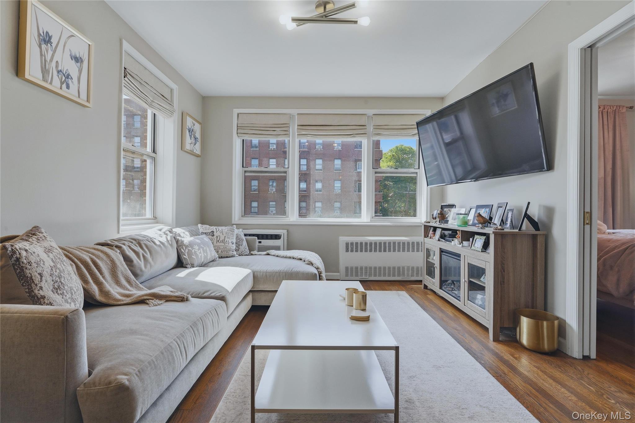3475 Greystone Avenue, Unit 7F photo 2