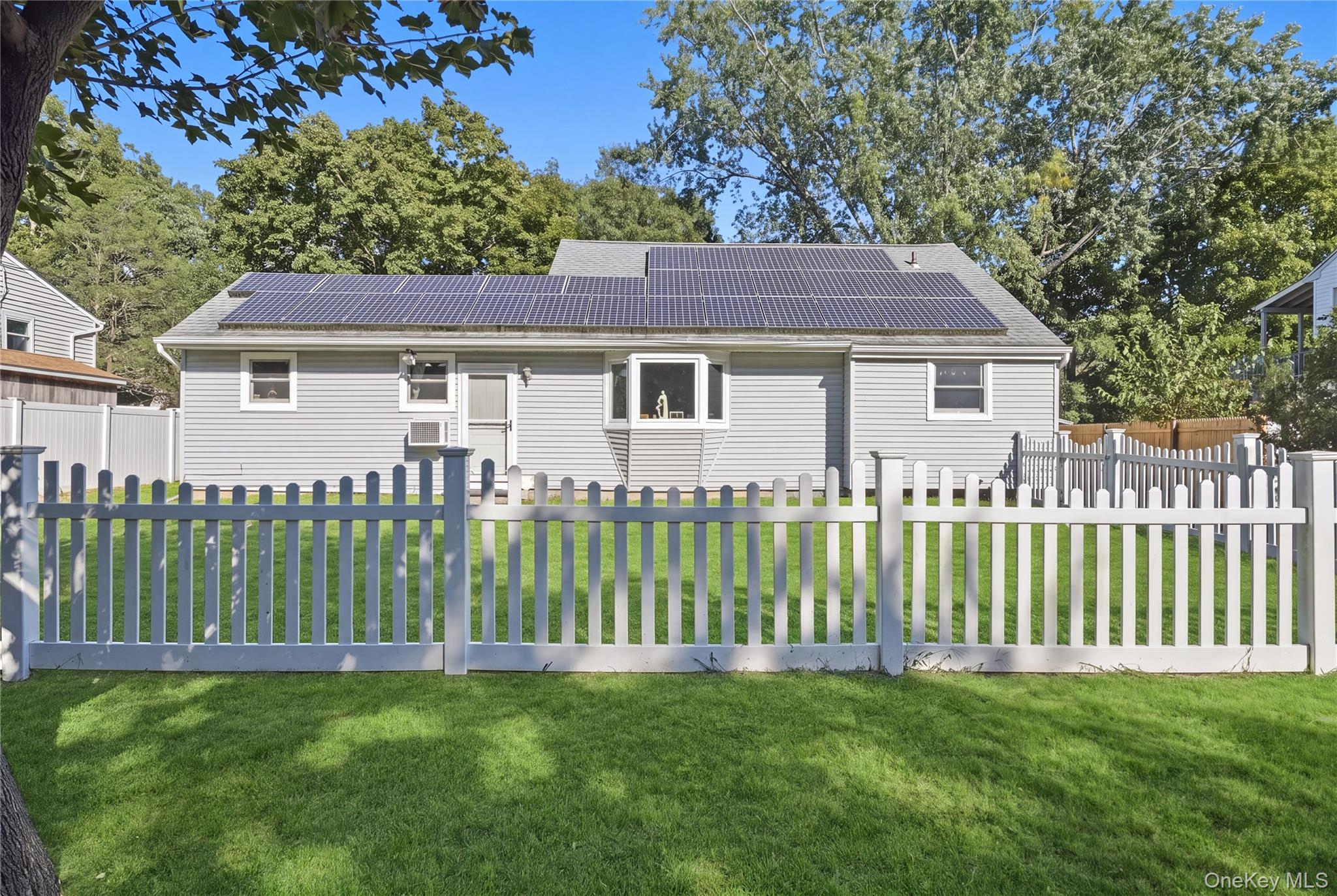 66 Champlain Street – For Sale