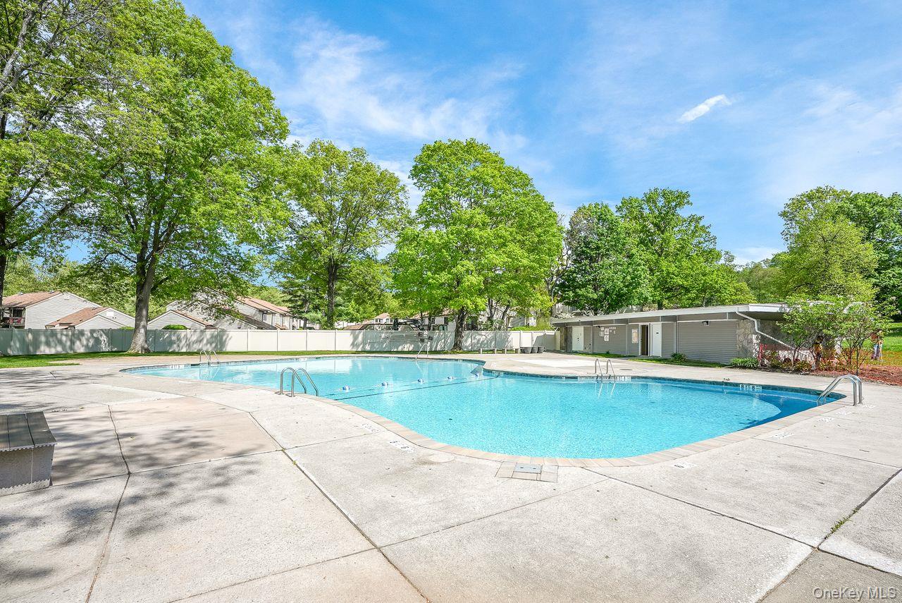 45 Jefferson Oval, Unit G photo 19