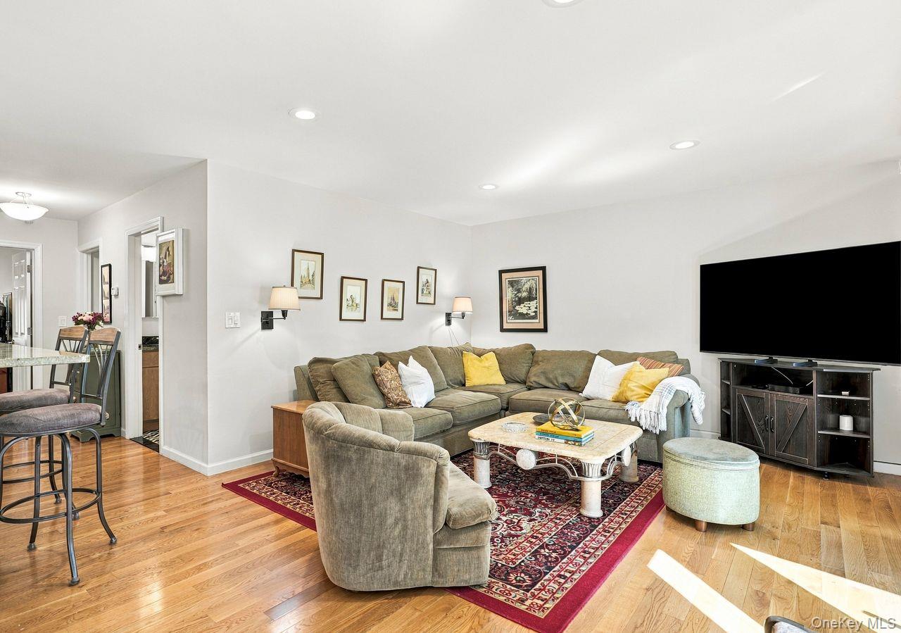 45 Jefferson Oval, Unit G photo 7