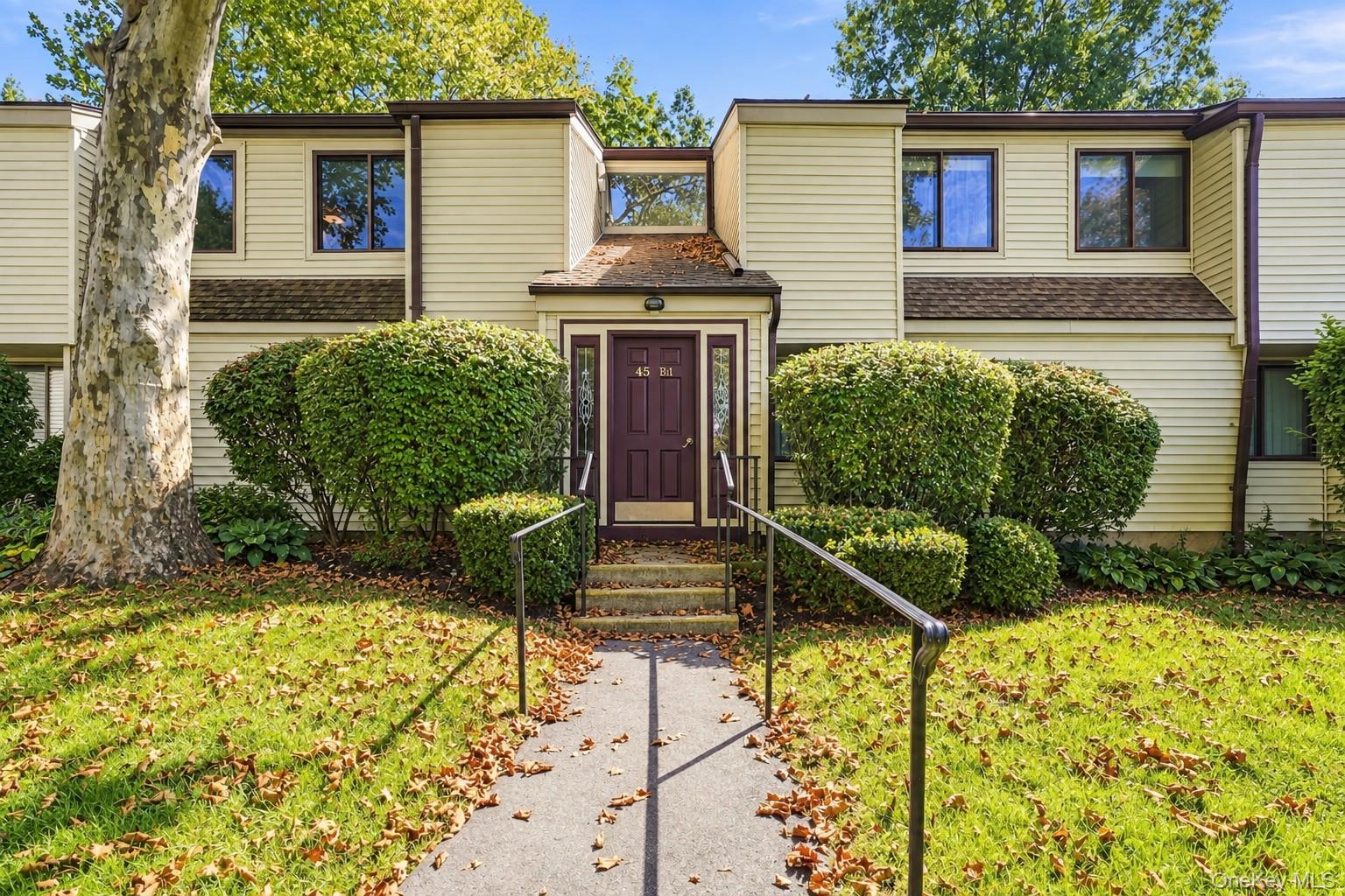45 Jefferson Oval, Unit G