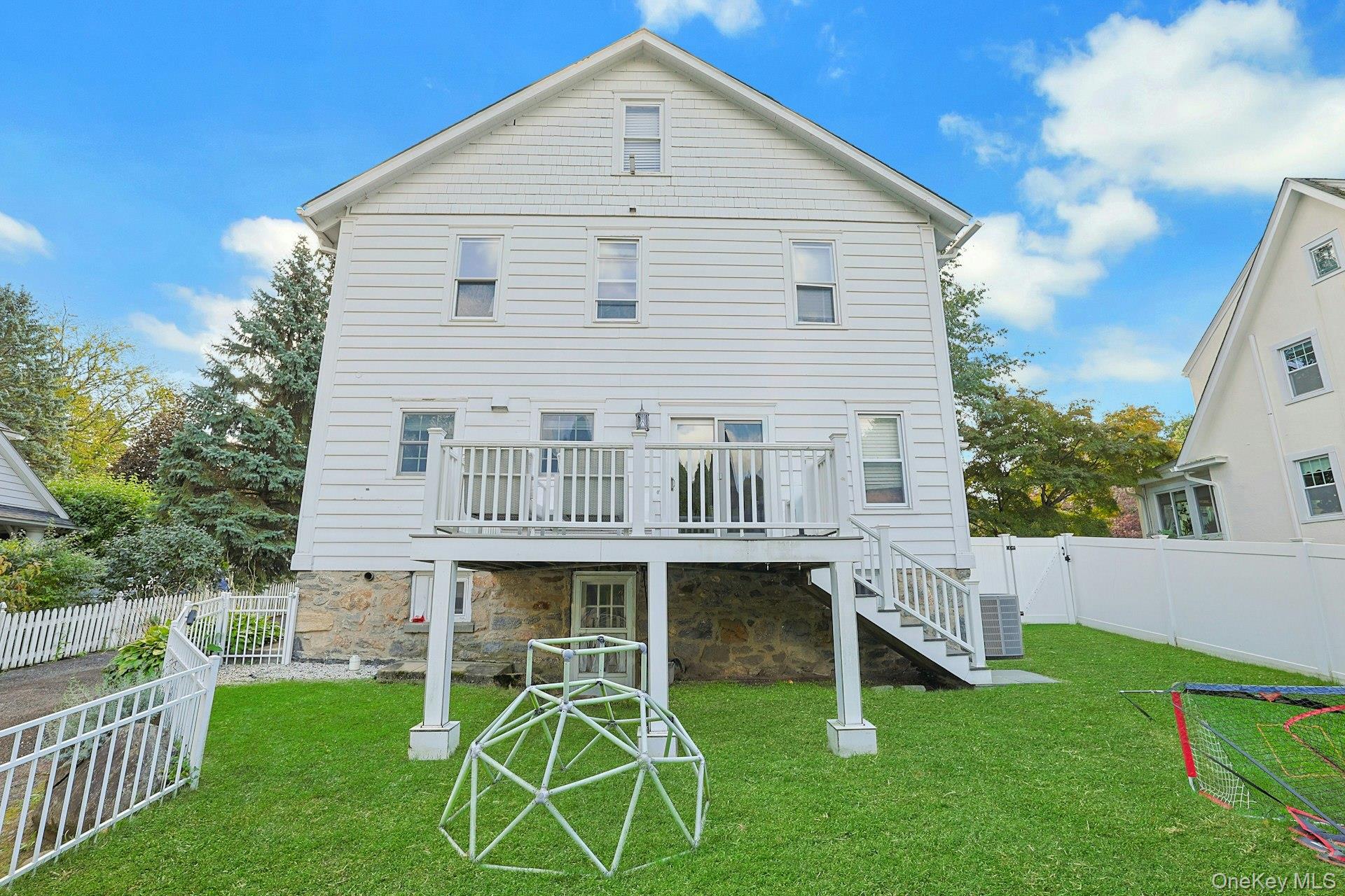 617 Munro Avenue – For Sale photo 5