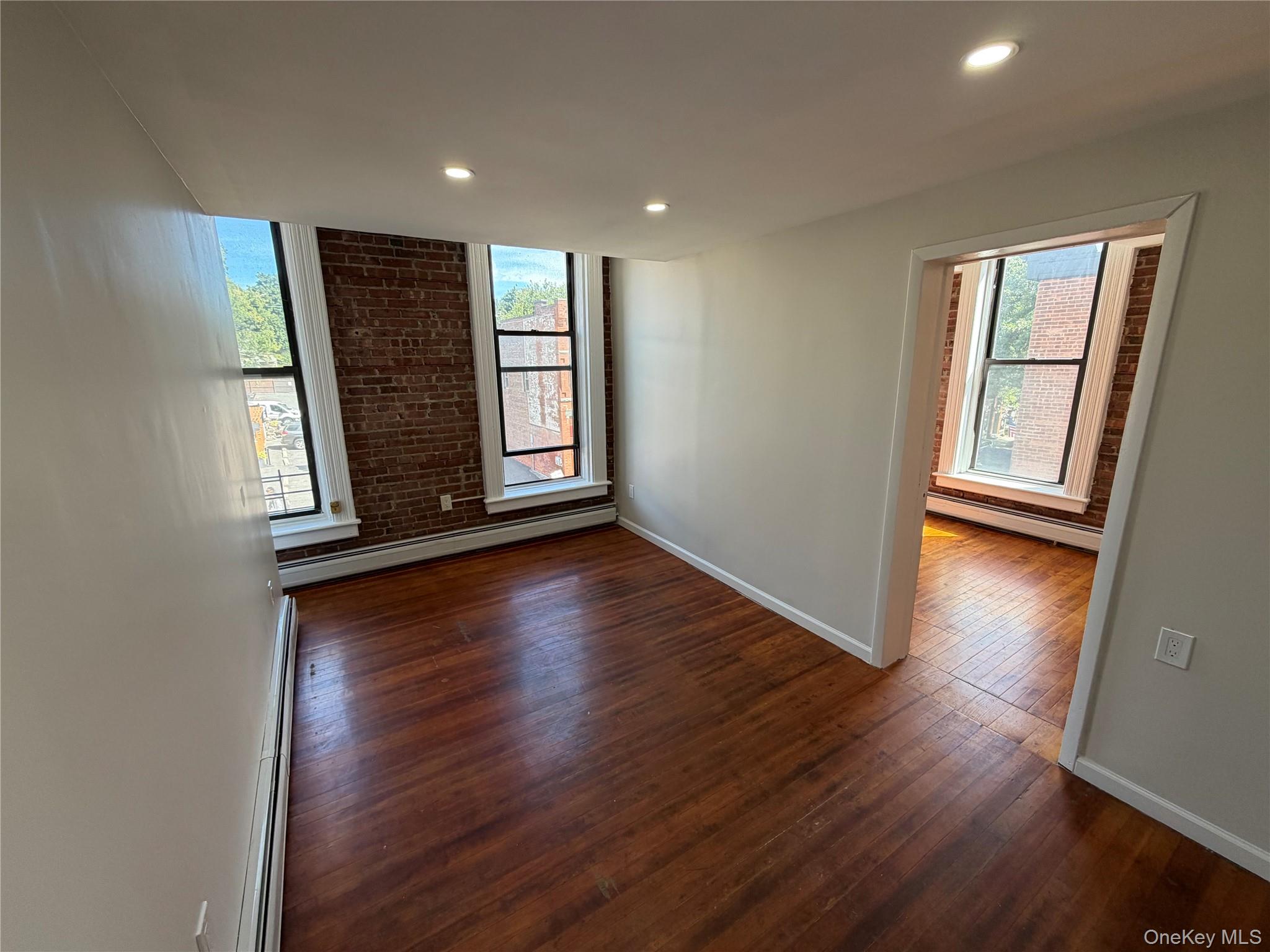 465 Main Street, Unit 6