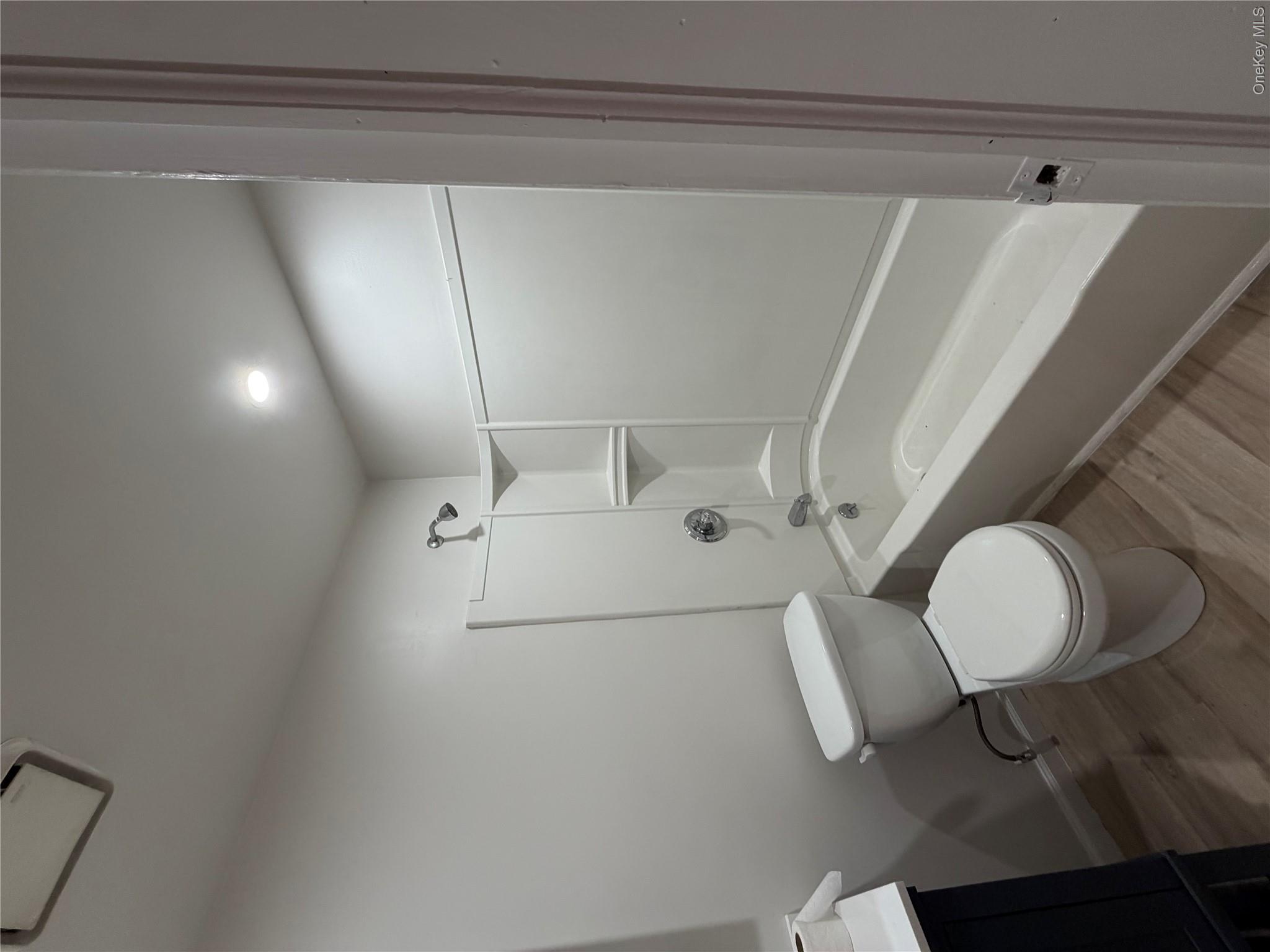 465 Main Street, Unit 6 photo 10