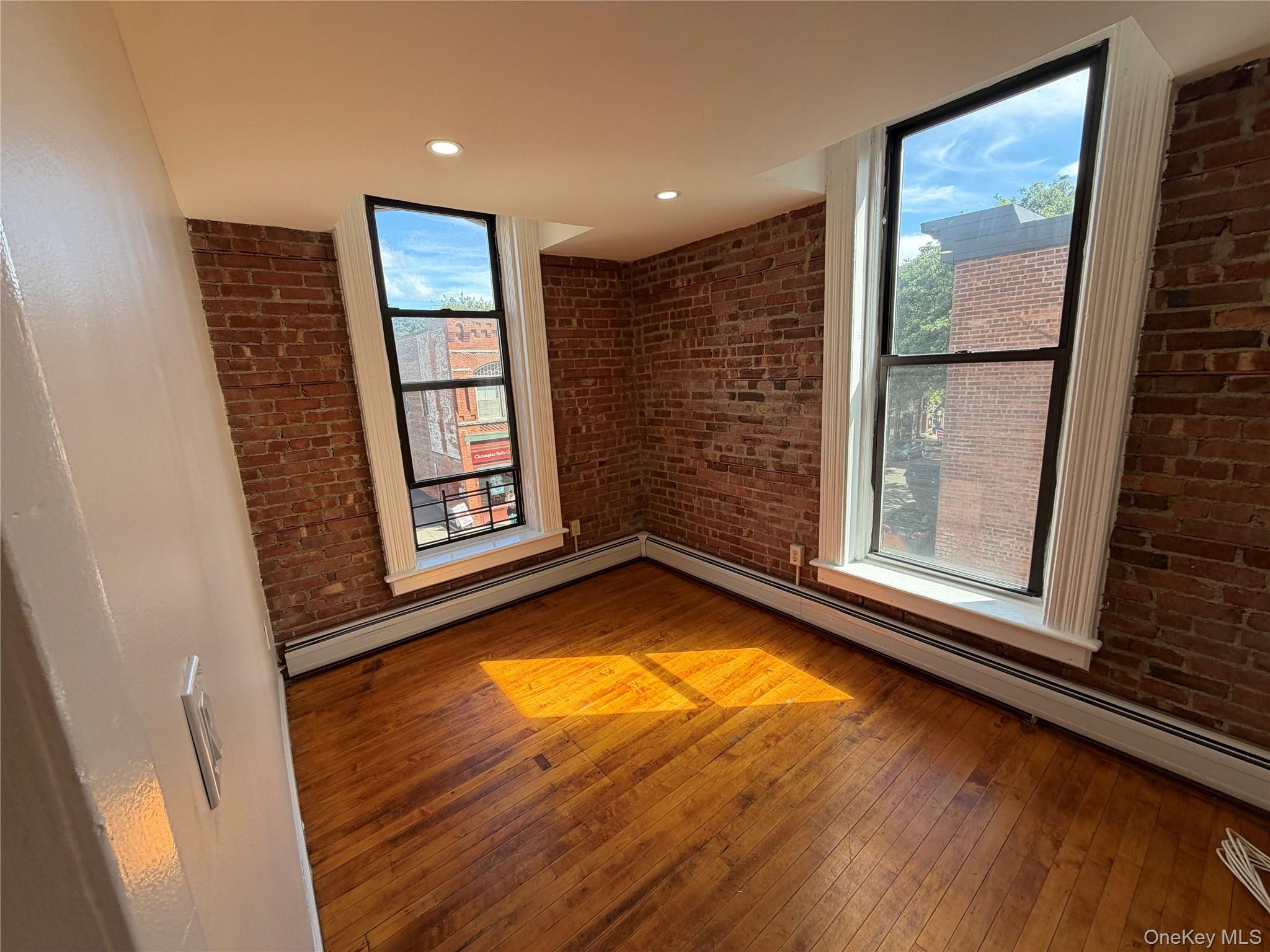 465 Main Street, Unit 6 photo 6