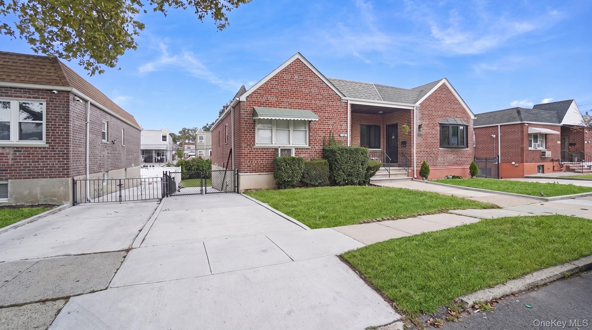 1008 Huntington Avenue – For Sale photo 3