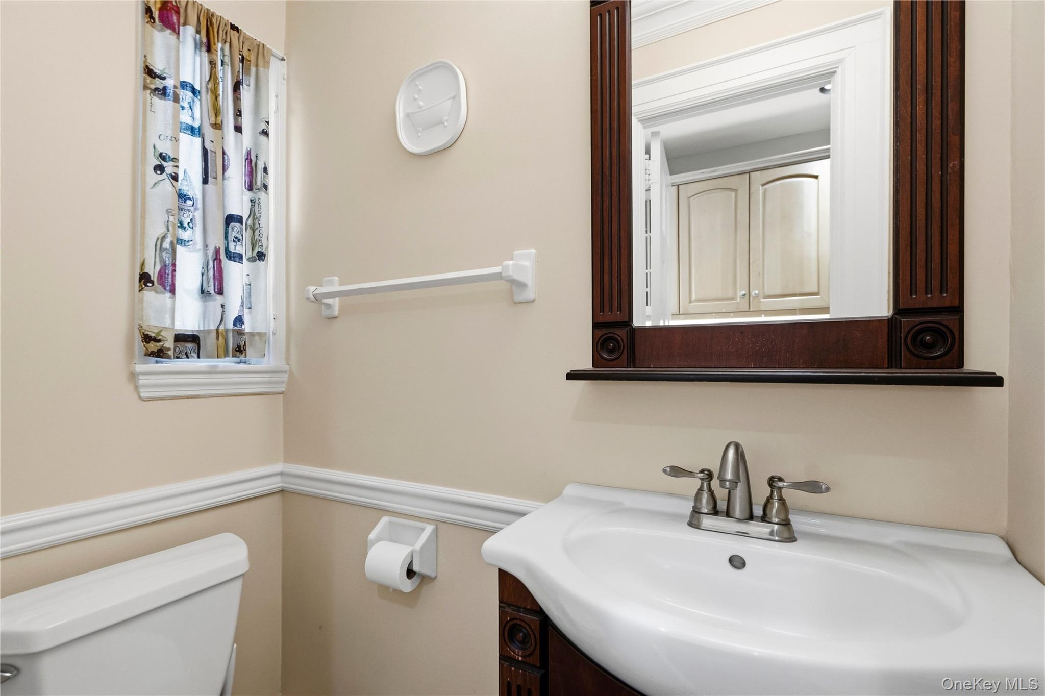 22 Nassau Boulevard – For Sale photo 11