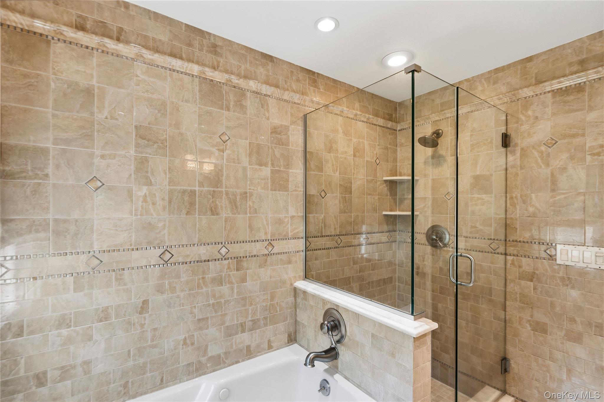 22 Nassau Boulevard – For Sale photo 32