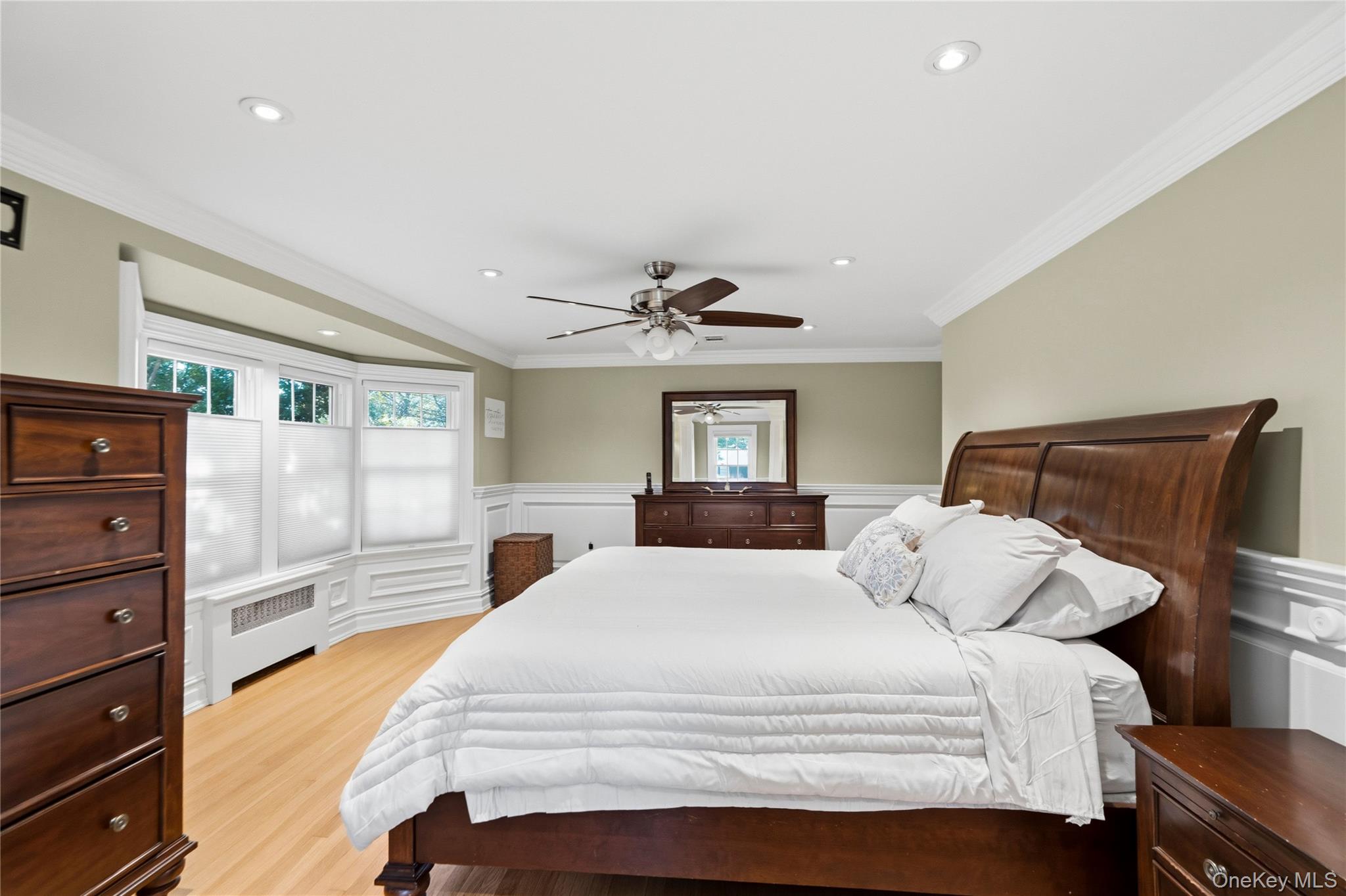 22 Nassau Boulevard – For Sale photo 21