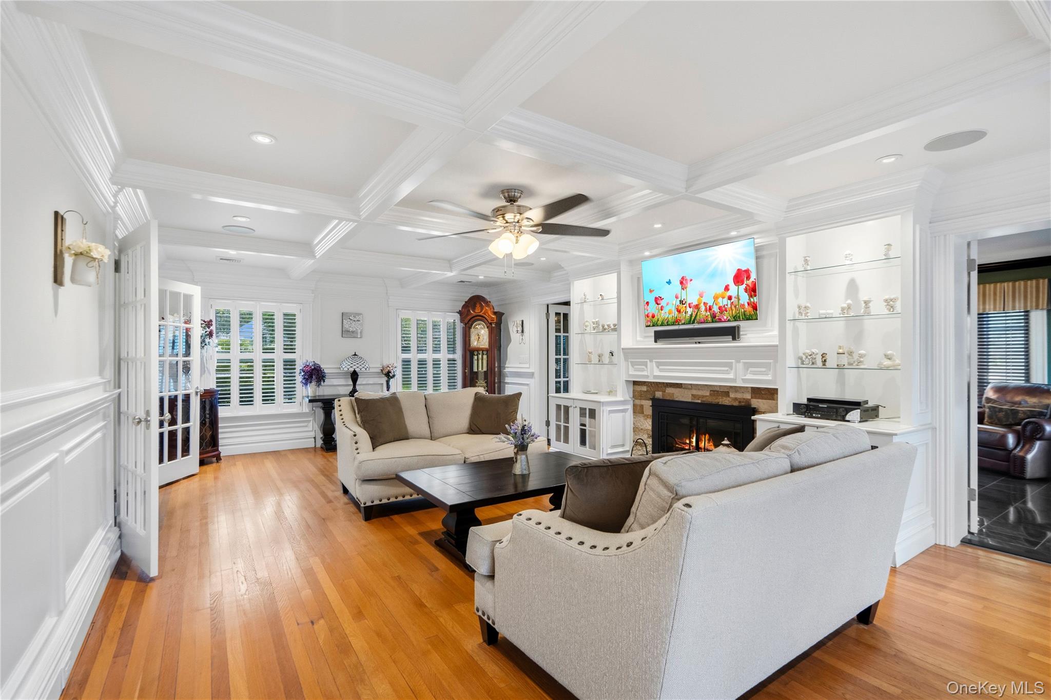 22 Nassau Boulevard – For Sale photo 5