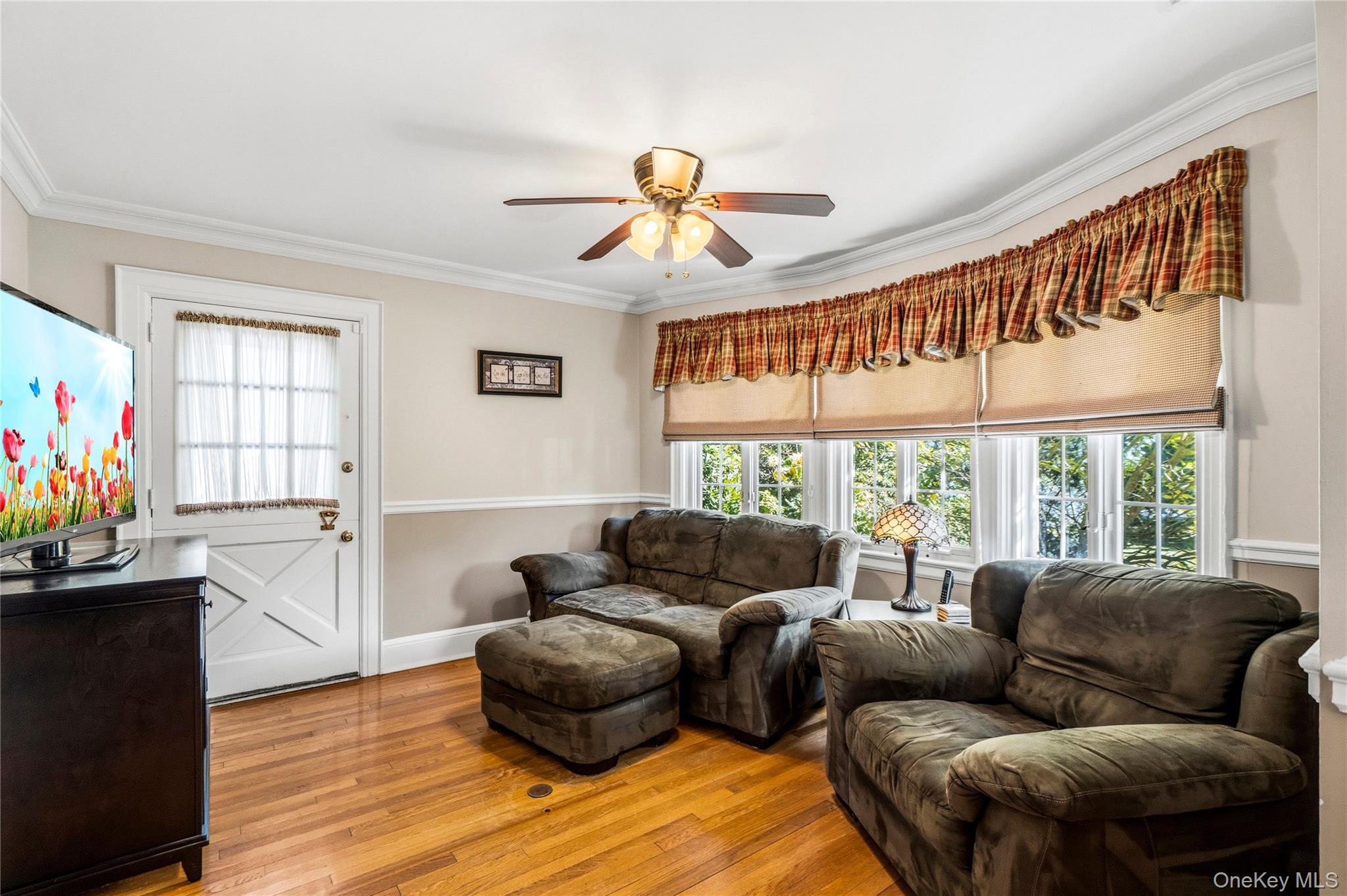 22 Nassau Boulevard – For Sale photo 10