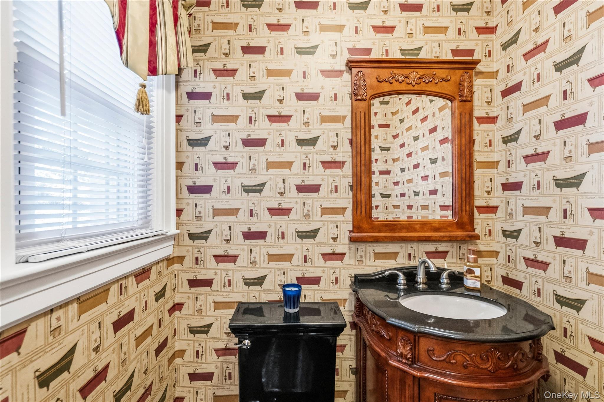 22 Nassau Boulevard – For Sale photo 13